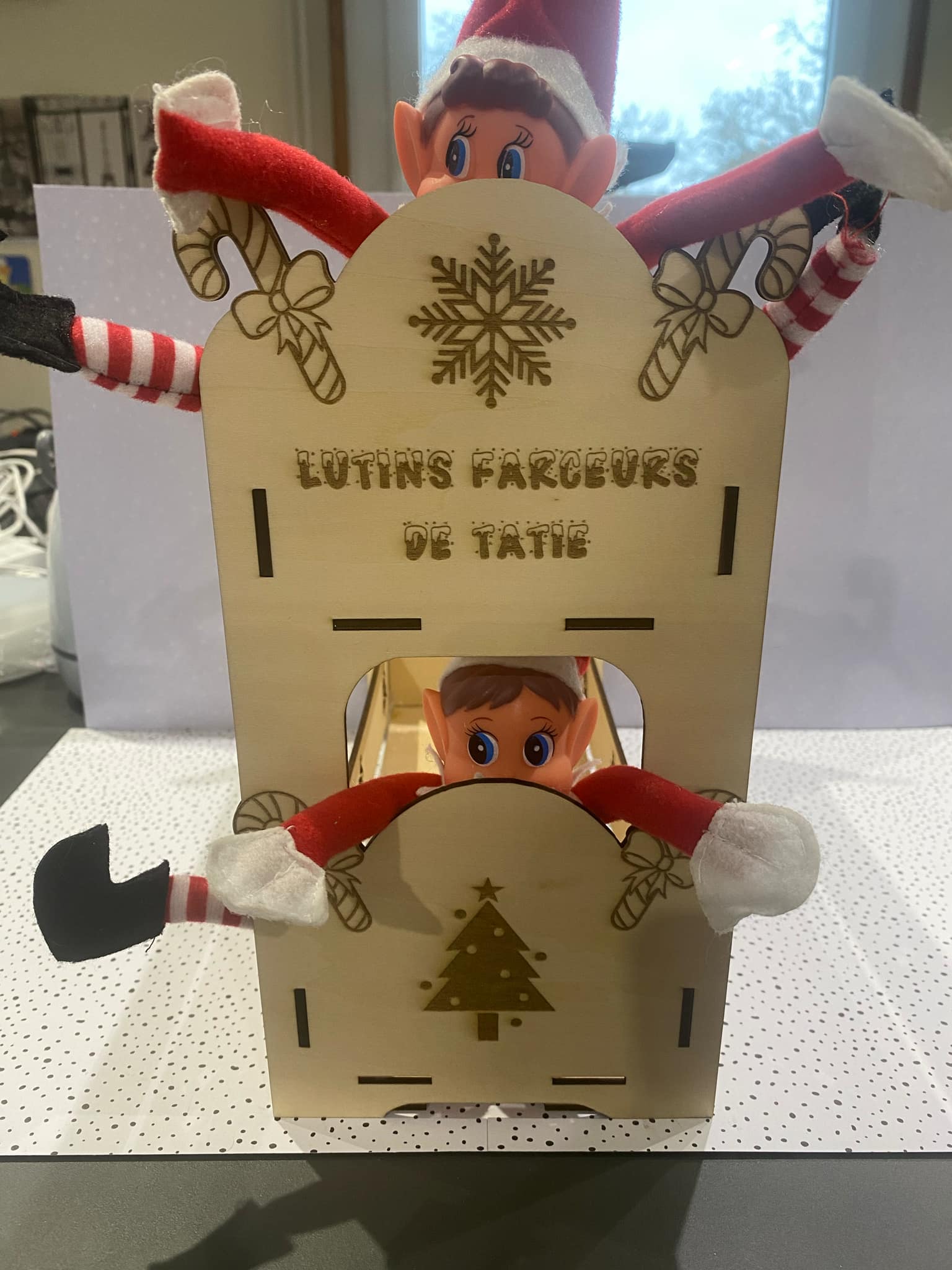 Les mobiliers des lutins farceurs