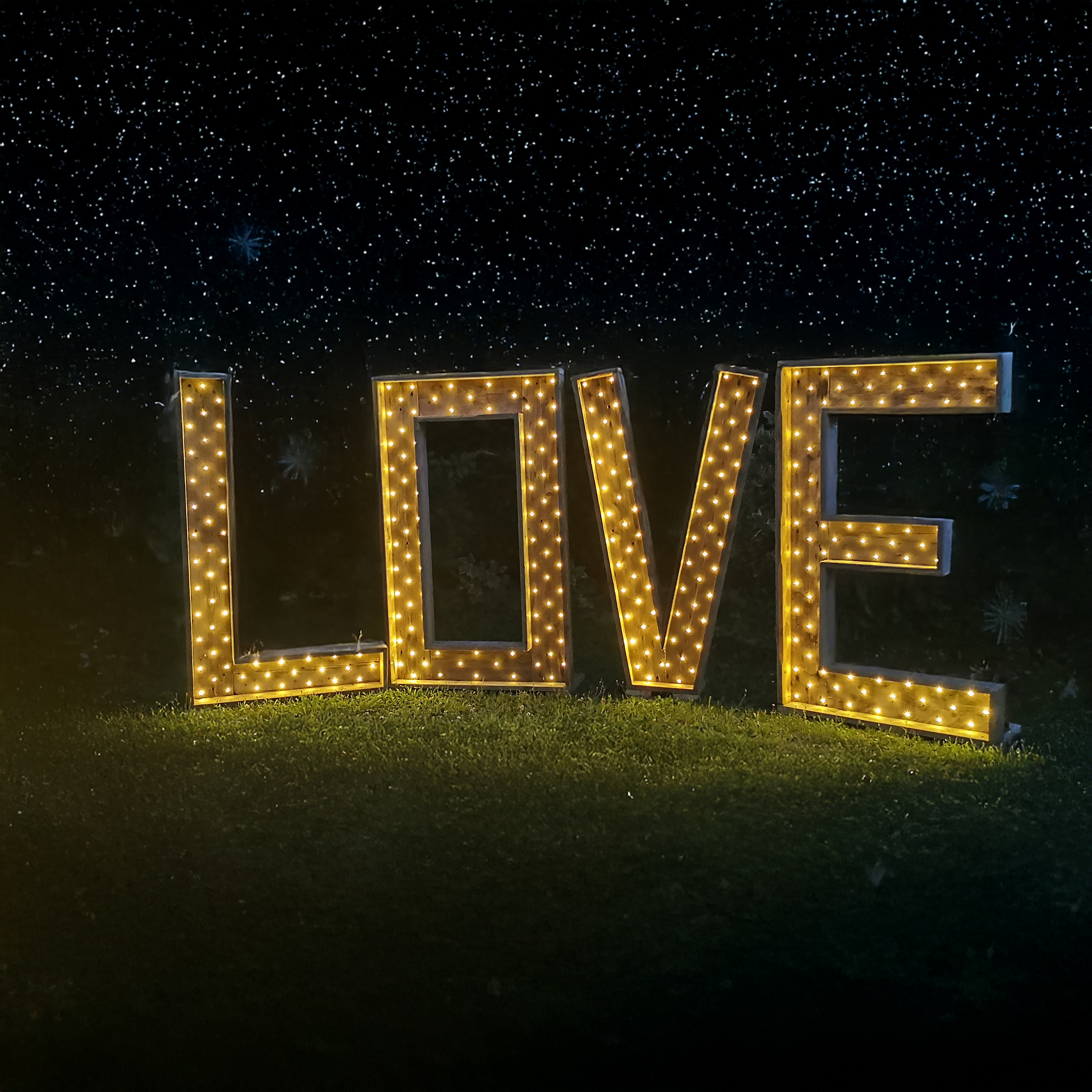 Lettres LOVE XXL lumineuses
