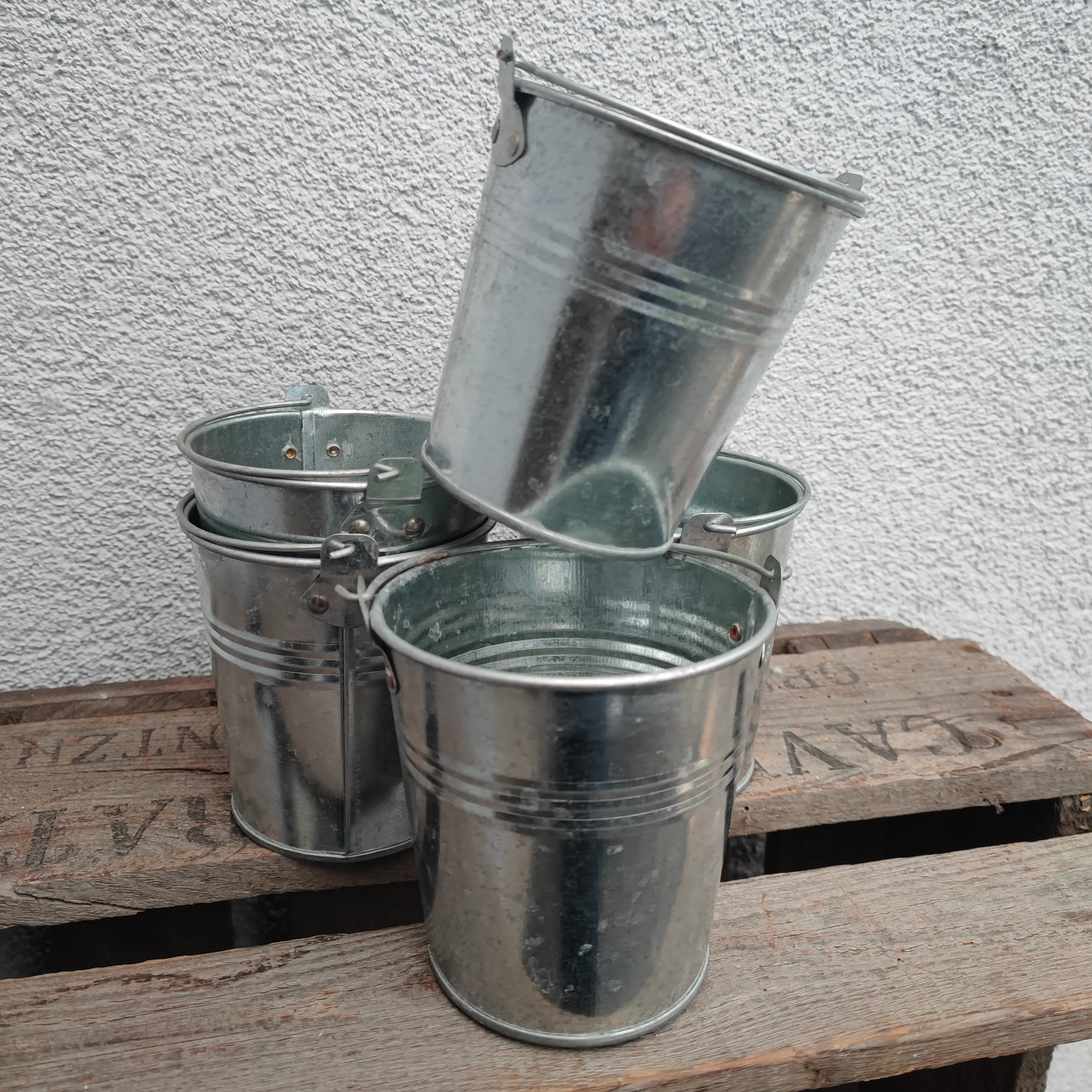 Lot de 5 seaux gris brillant