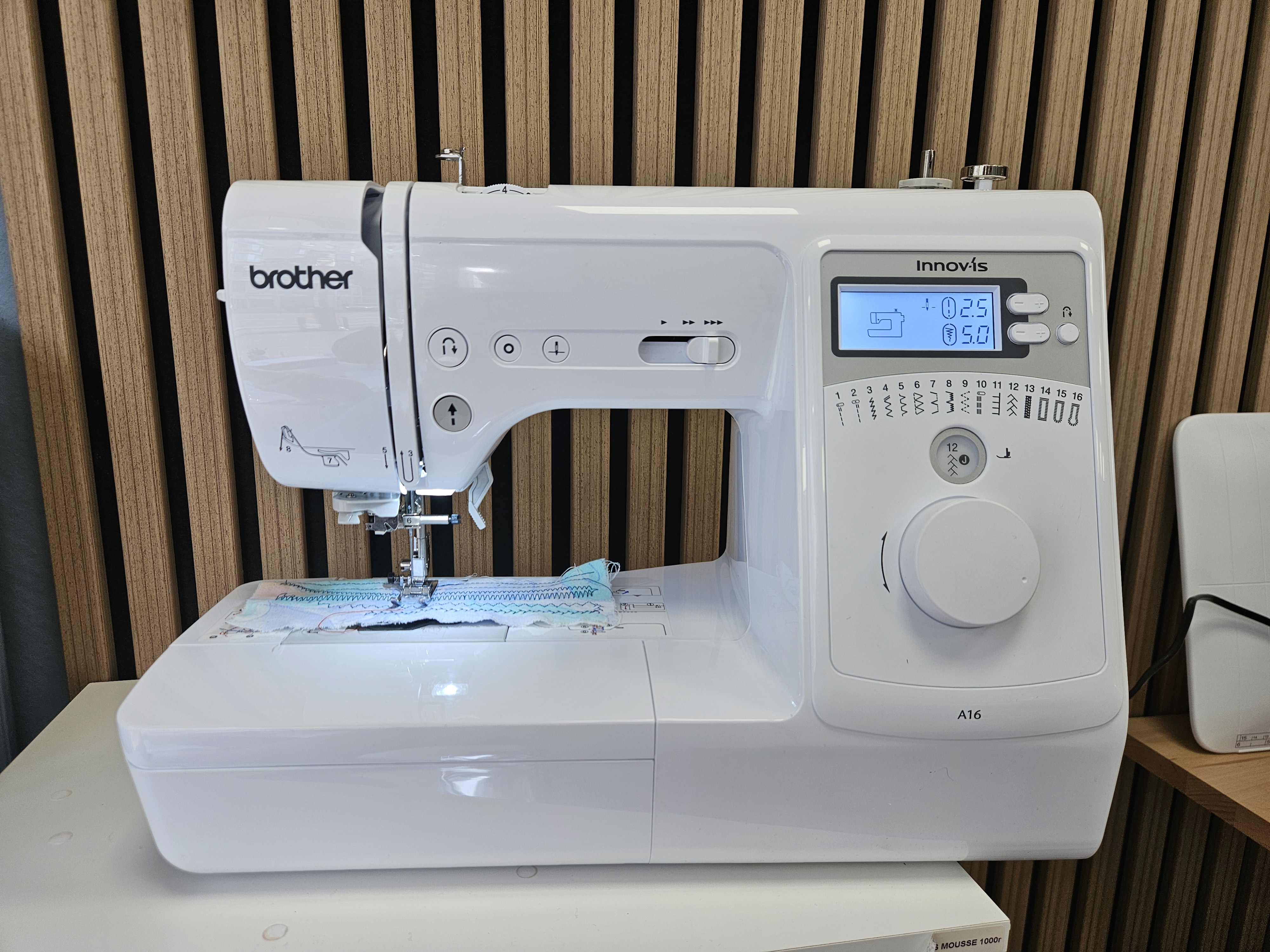 Machine à Coudre Brother A16 - Occasion - Garantie 3 ans