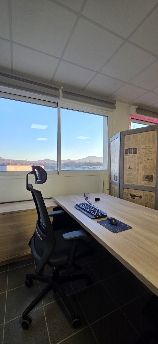 Bureau télétravail en coworking