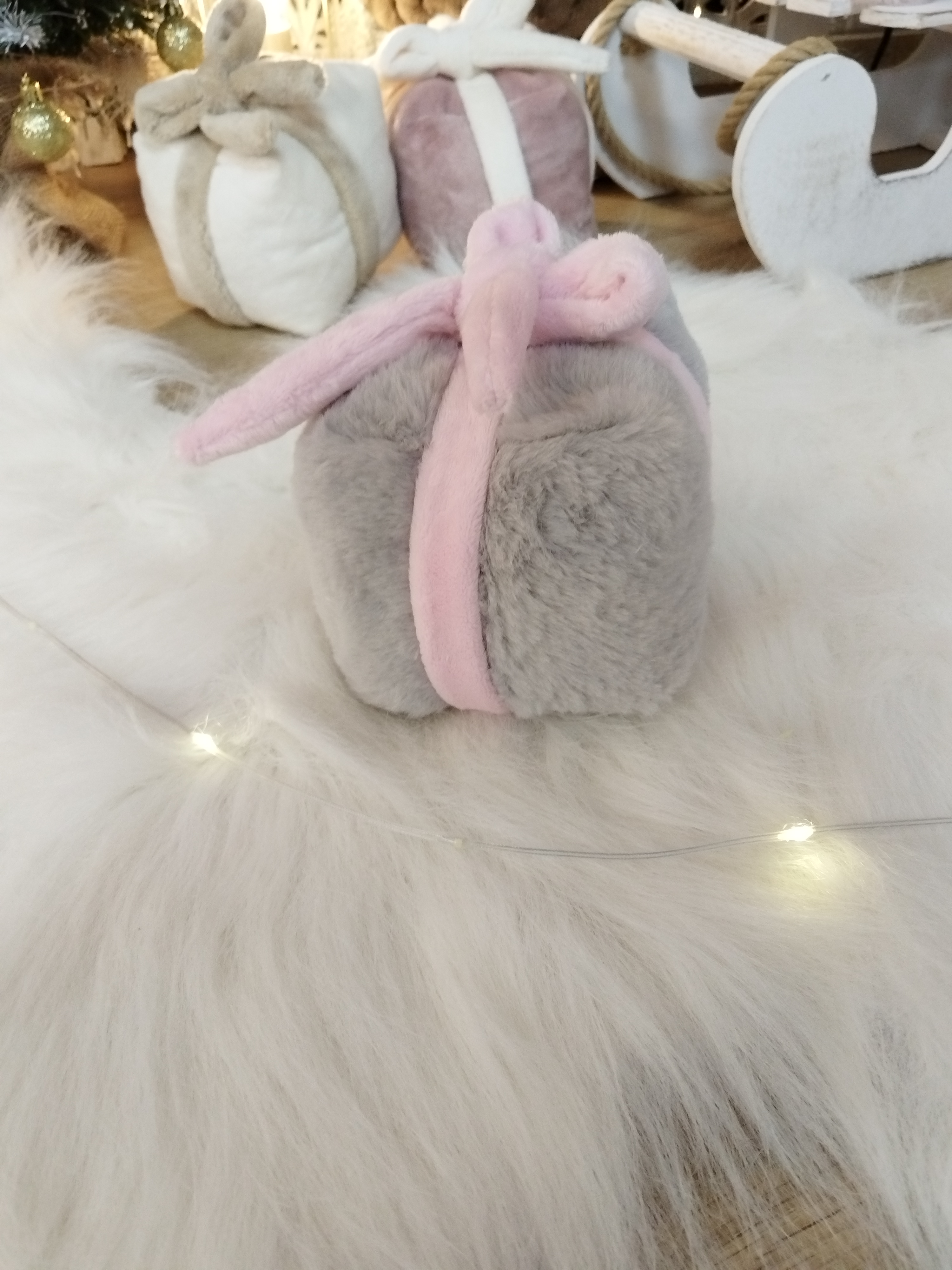 Jouet en forme de Cadeau - Brume d'Argent