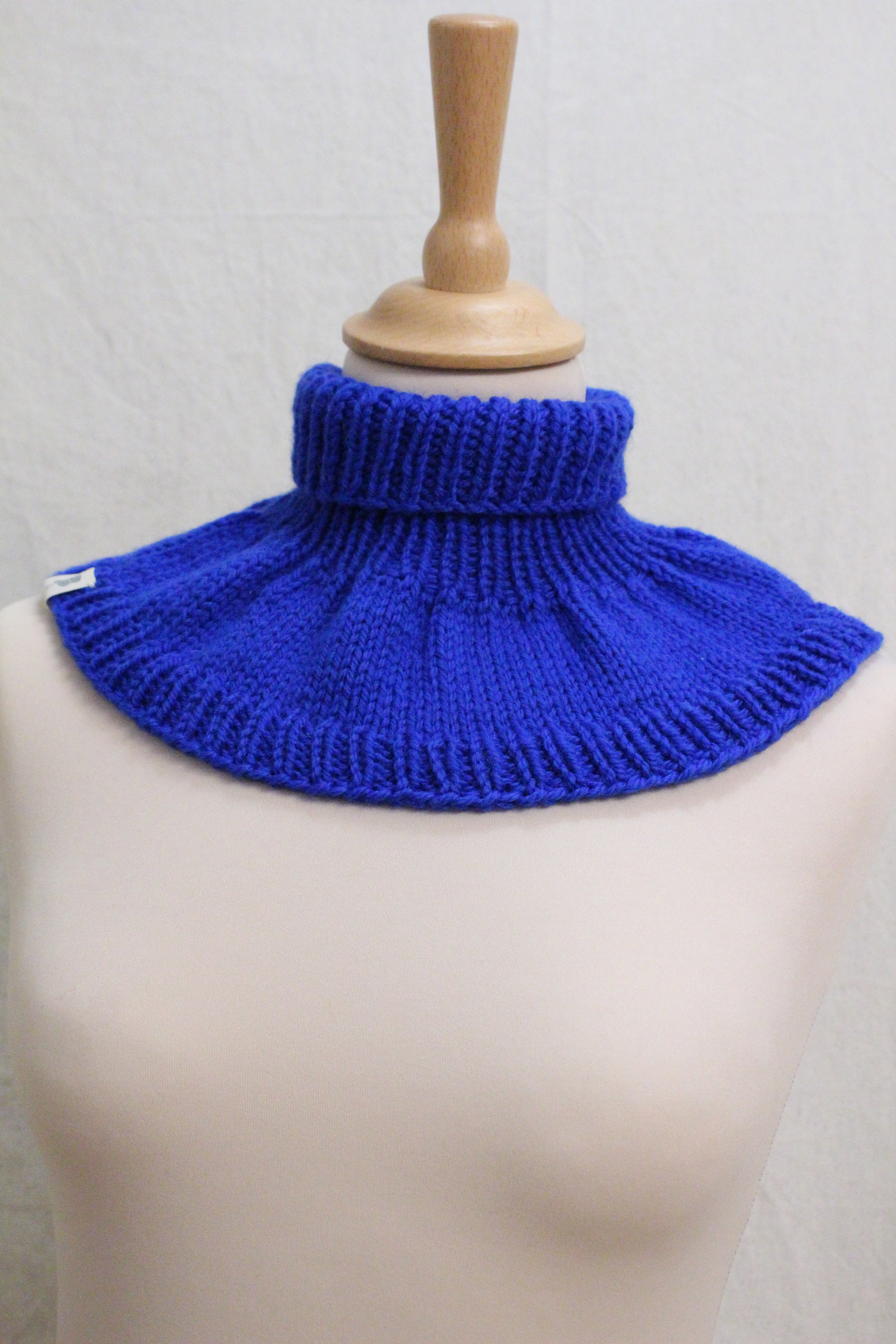 Col plastron tricoté en laine française