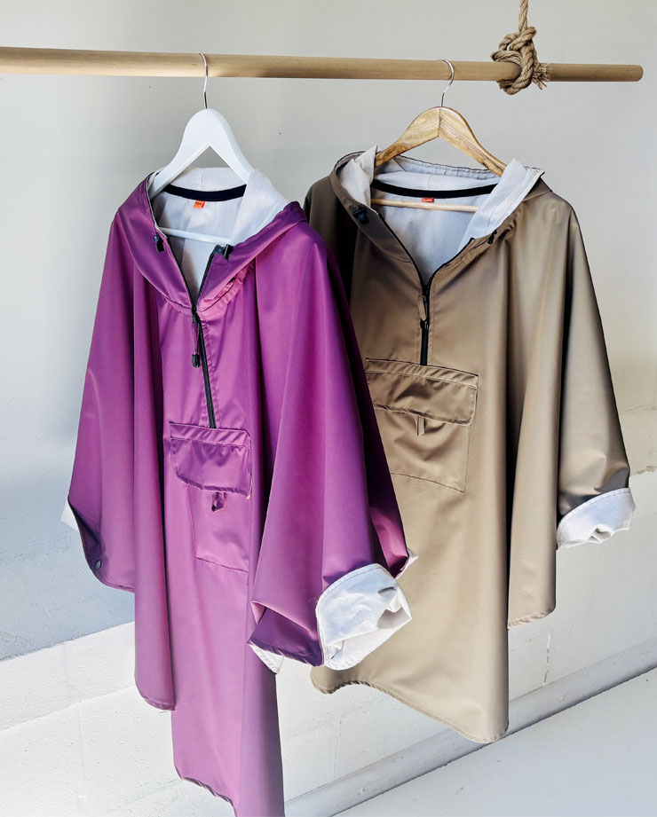 CAPA IMPERMEABLE FORRADA EN ALGODÓN VERANO 