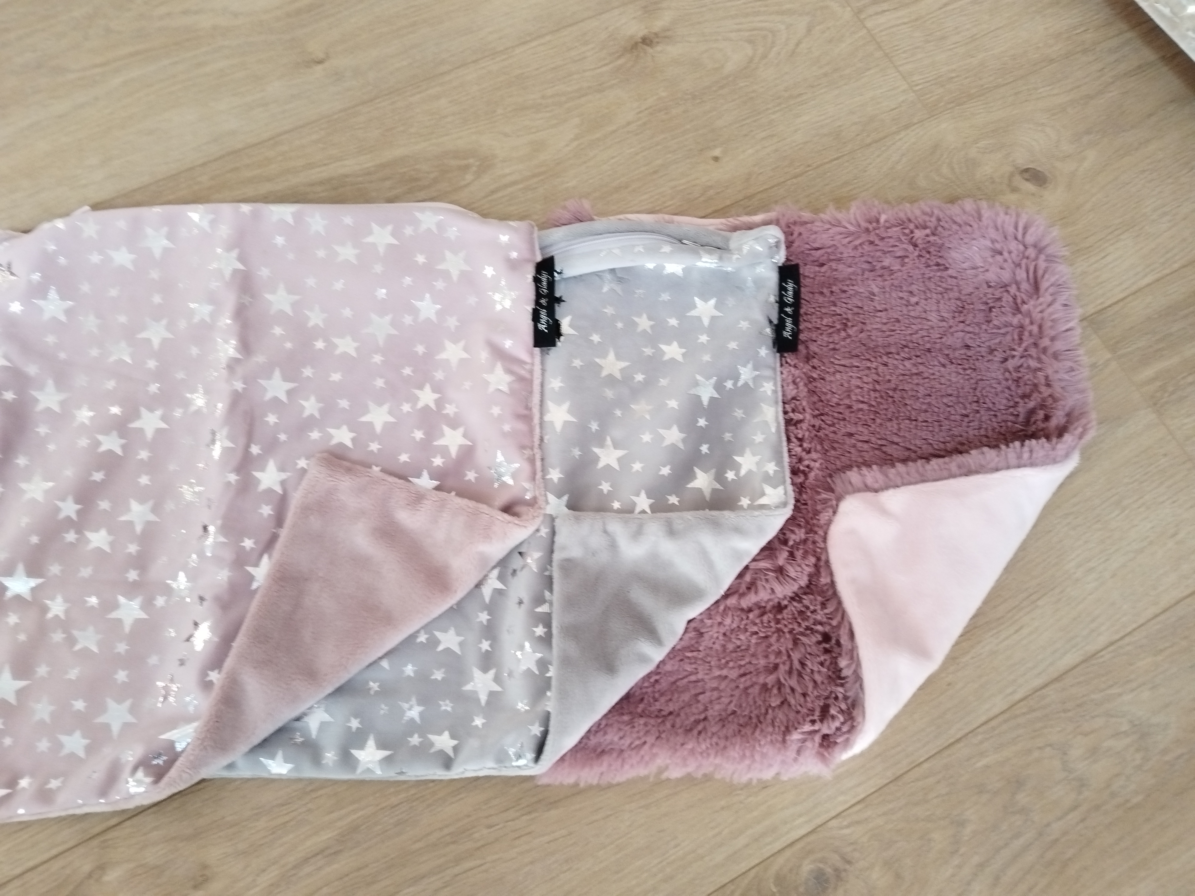 Housse pour coussin Divan T1 - Rose poudré et gris à étoiles argentées – violine et rose