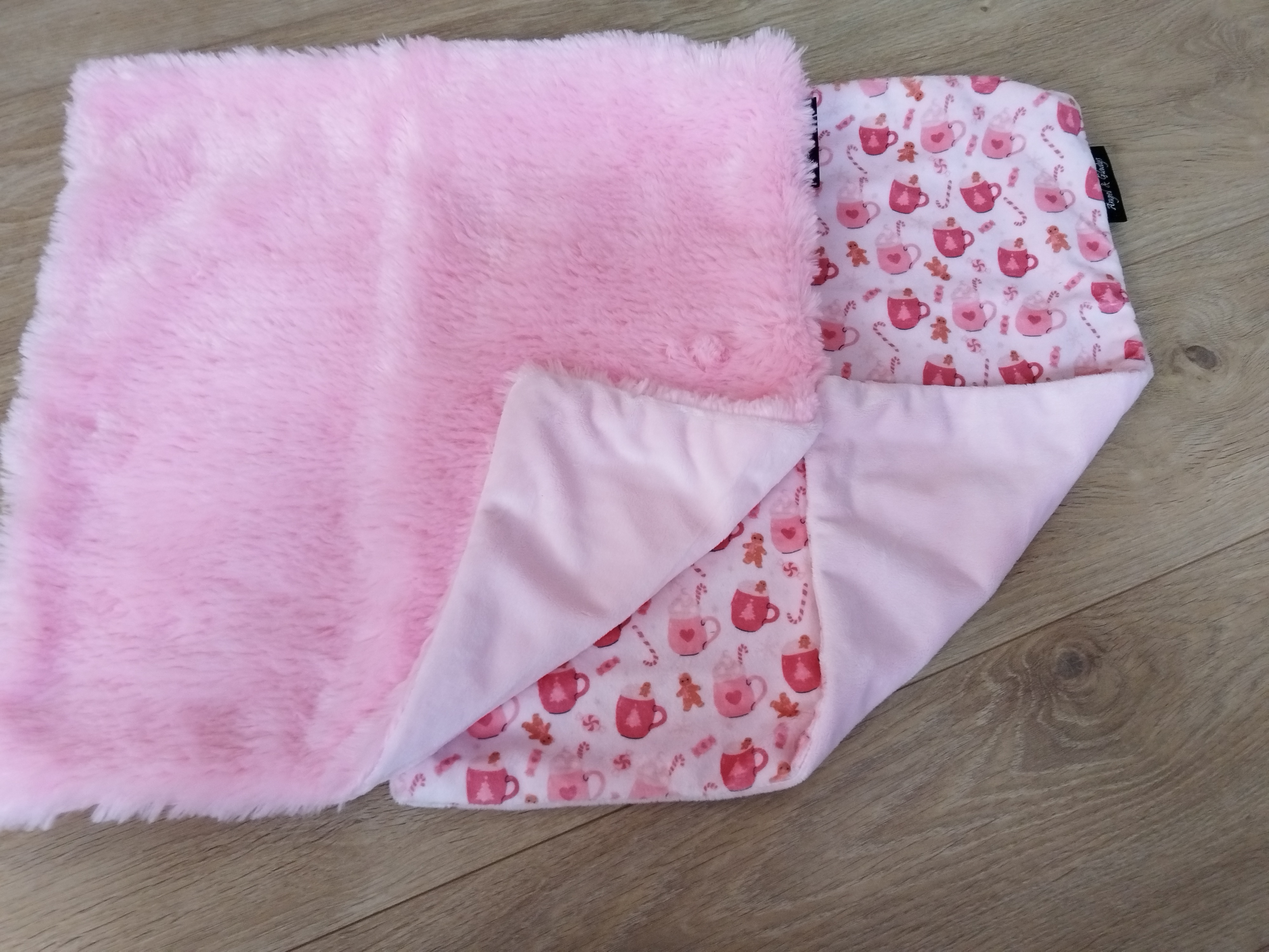 Housse pour coussin Divan T2 - Fluffy Rose et Mug