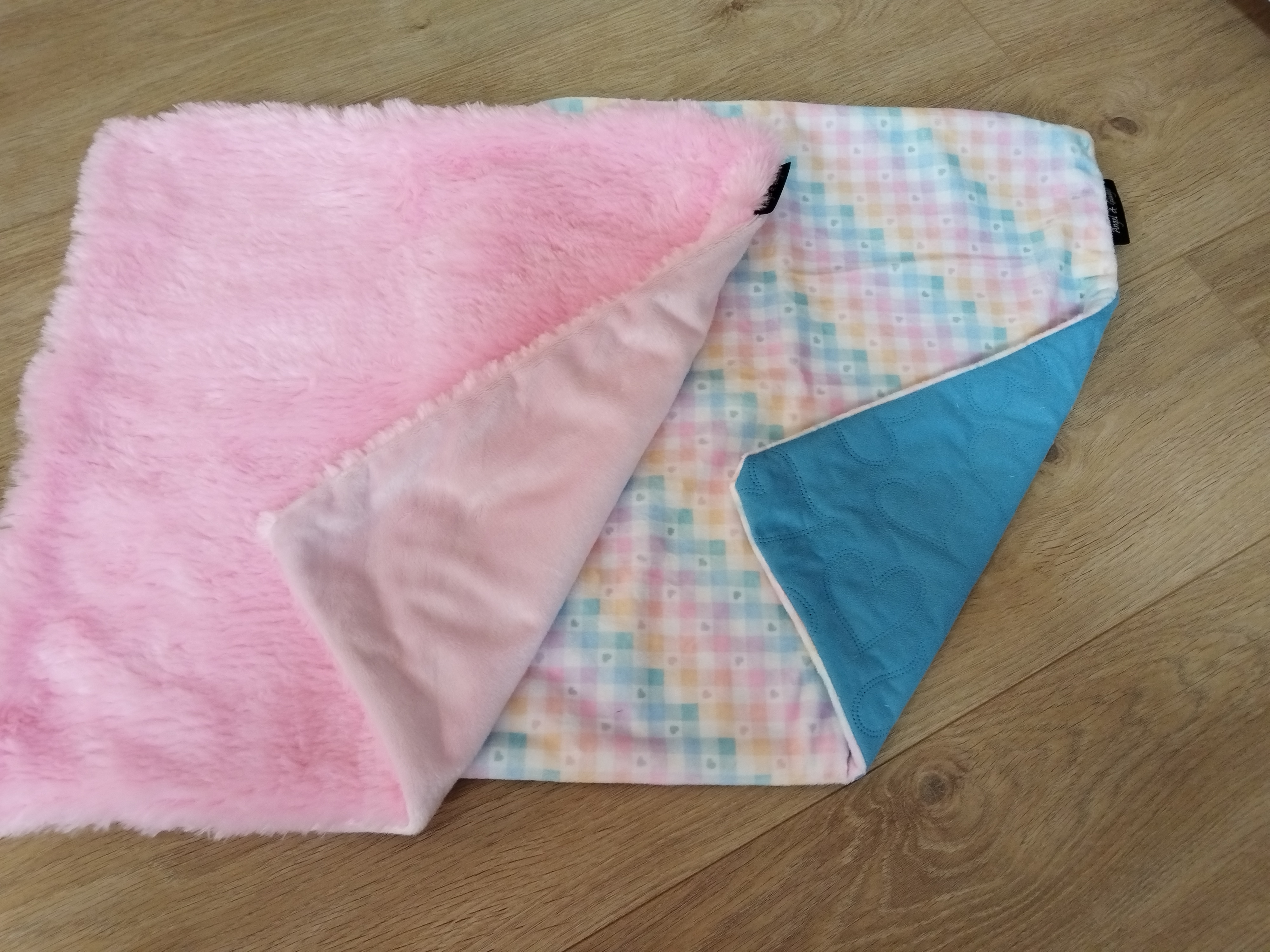 Housse pour coussin Divan T2 - Fluffy Rose et Aquarelle