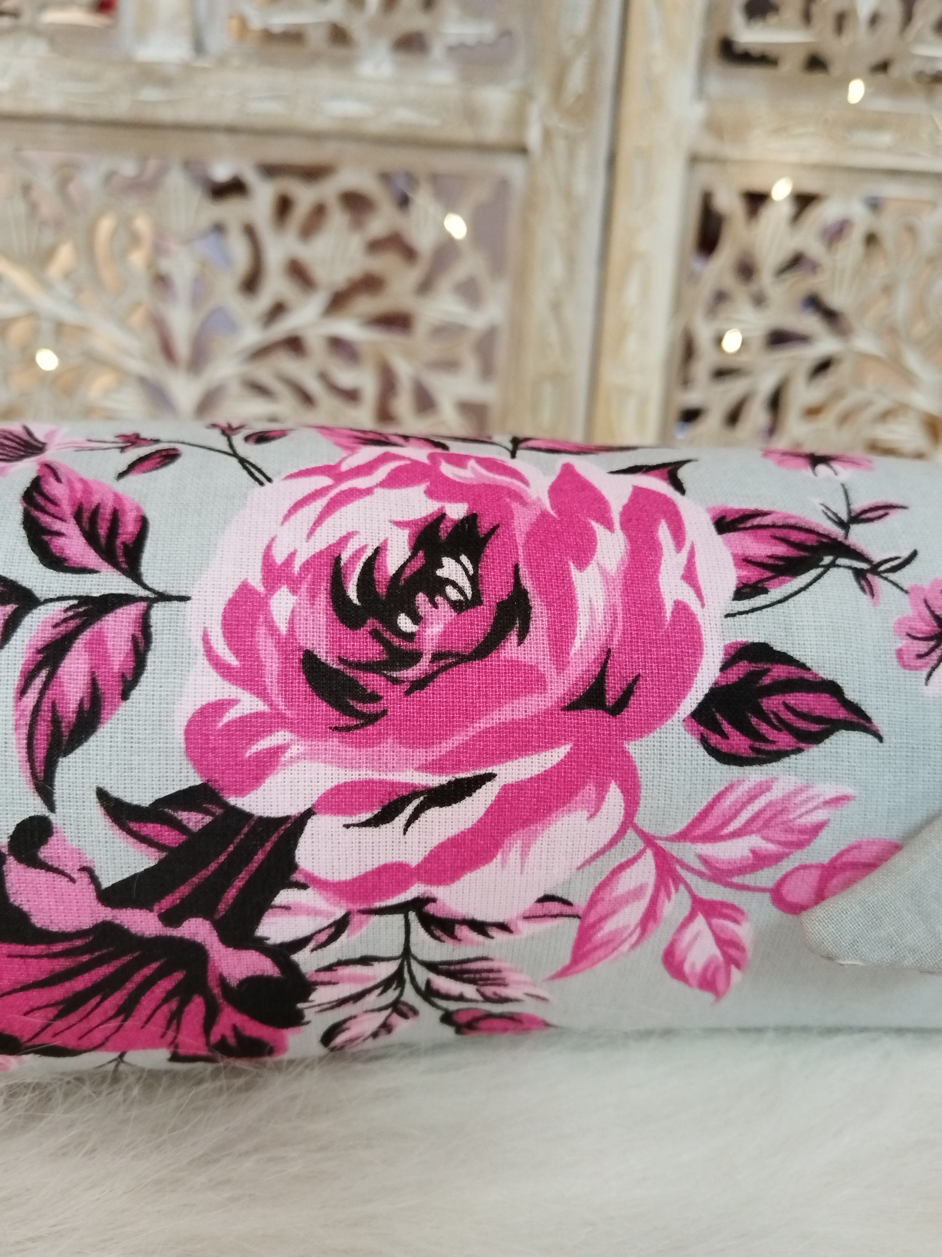 Coussin Bonbon Gris Fleuri