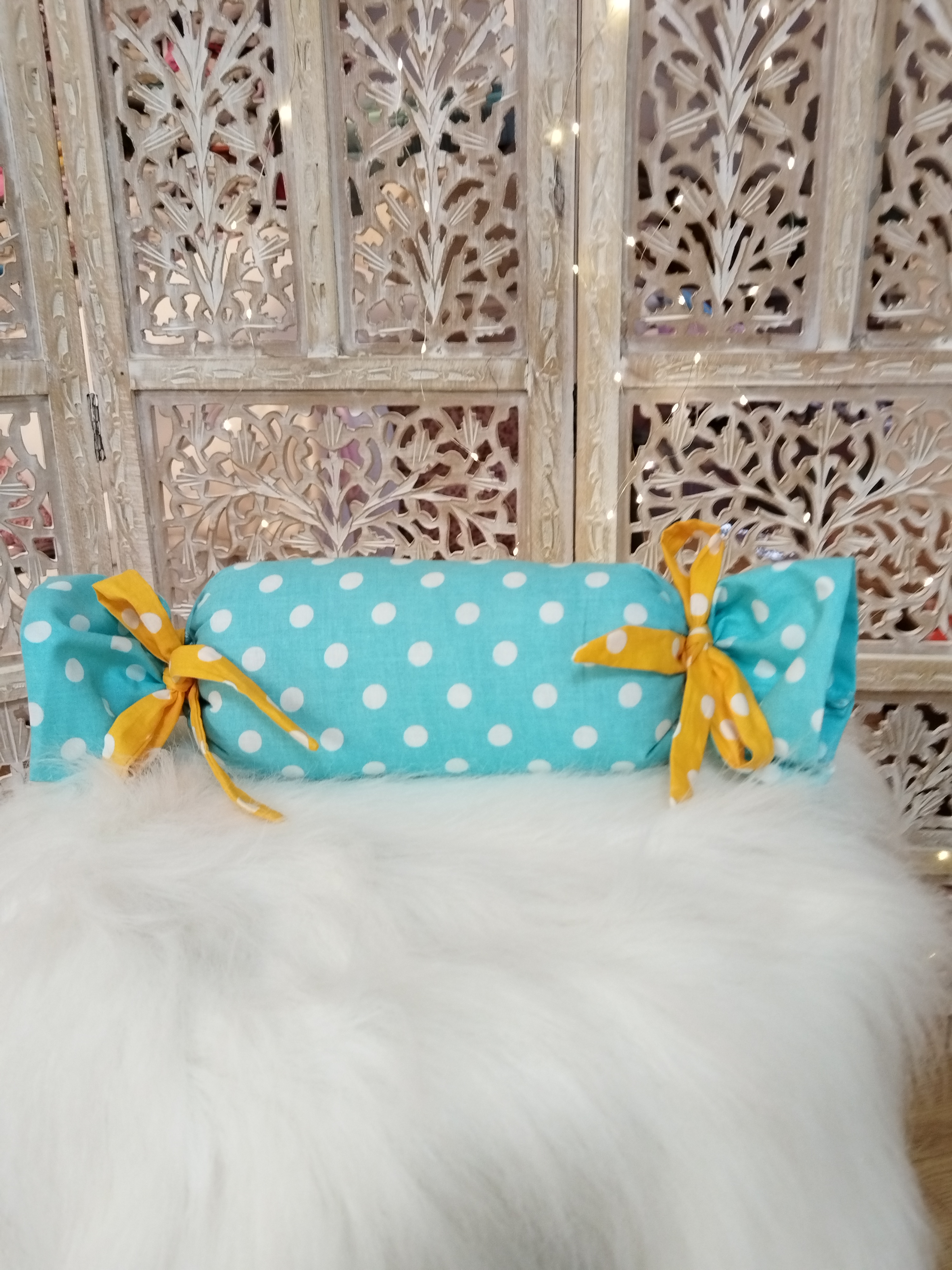 Coussin Bonbon Turquoise Pois Blanc