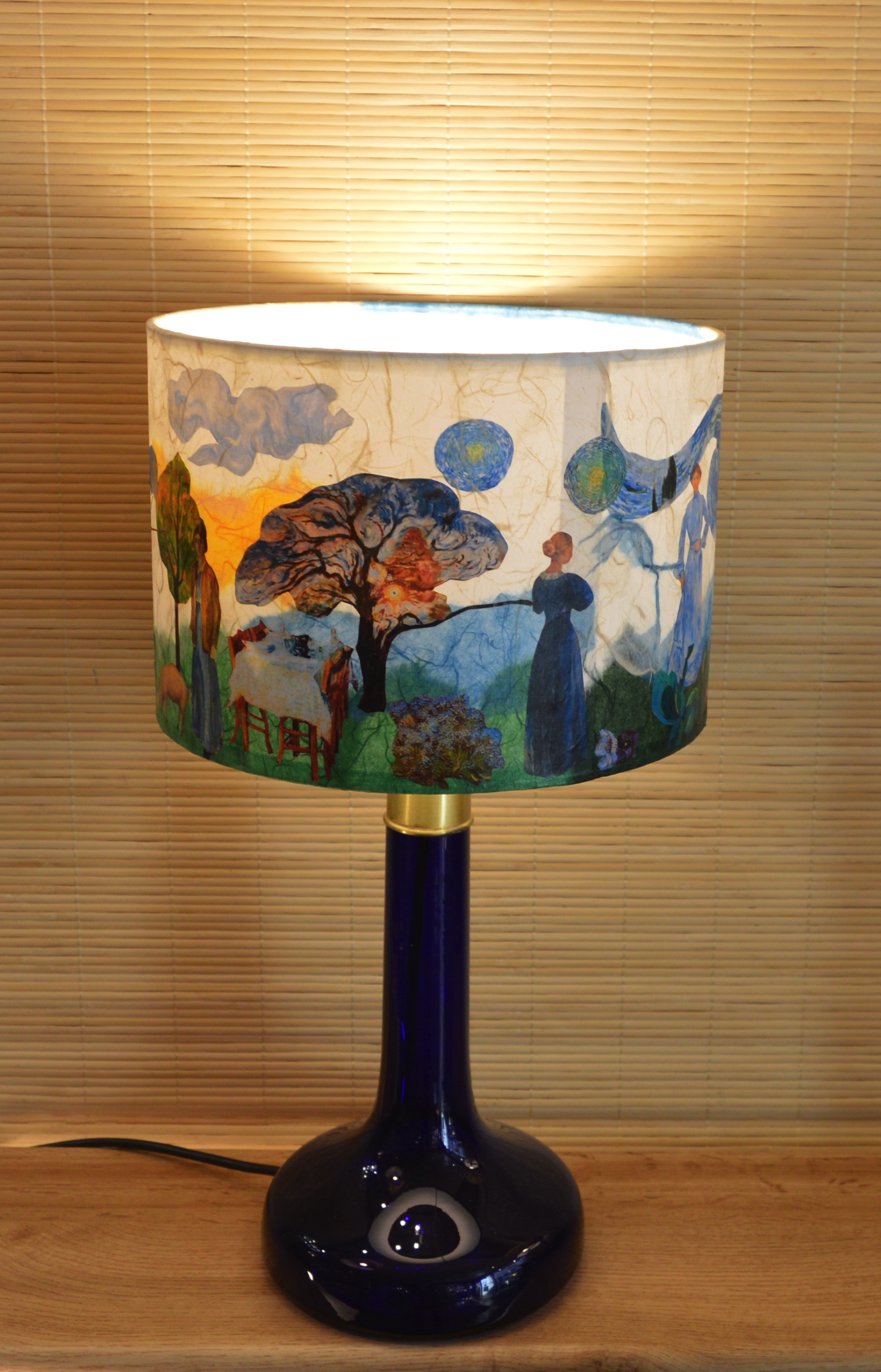 Abat-jour cylindre droit. La vague bleue.