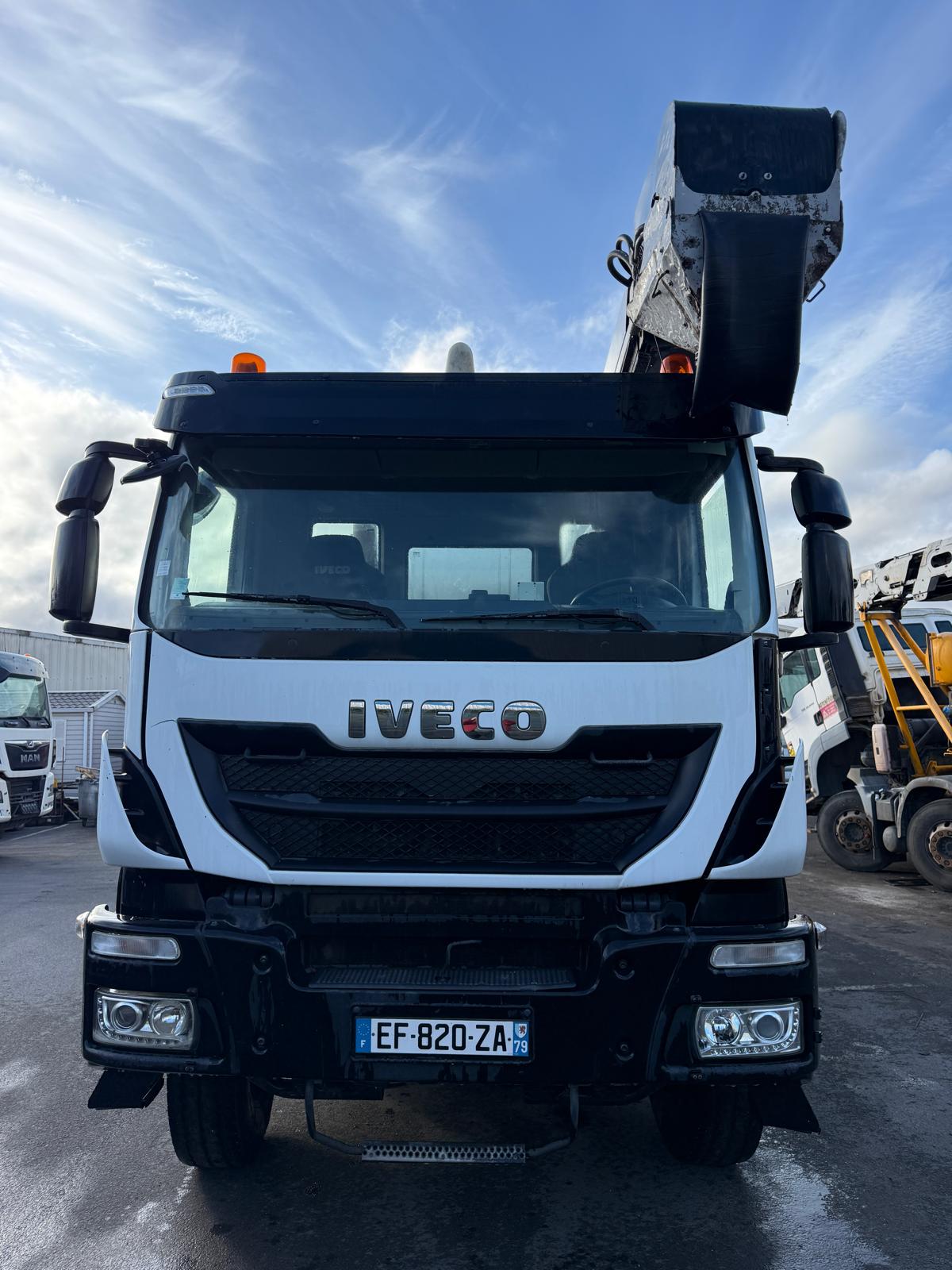 EF-820-ZA / Année 2016