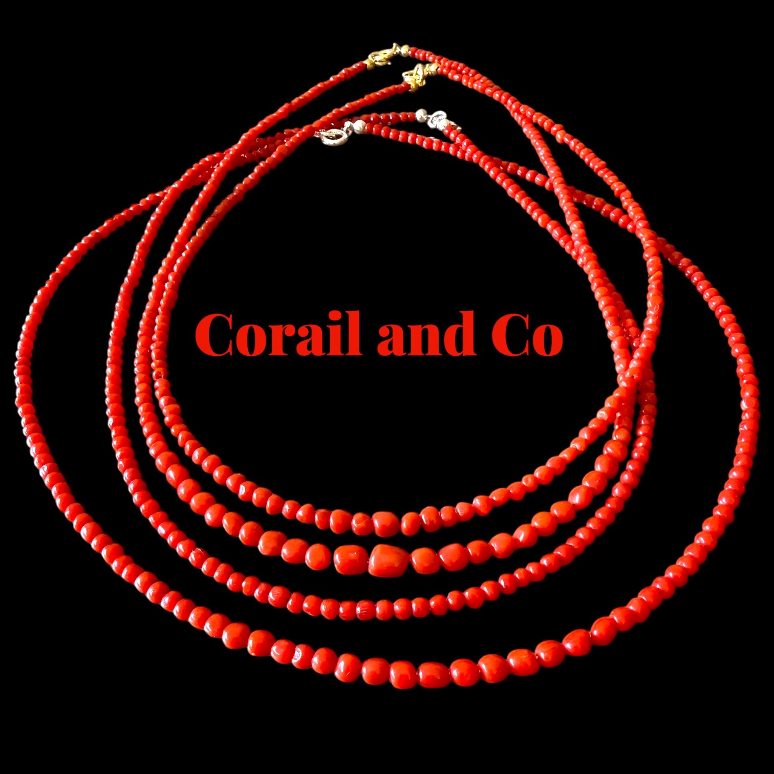 Collier en perles de corail délicatement  irrégulières 