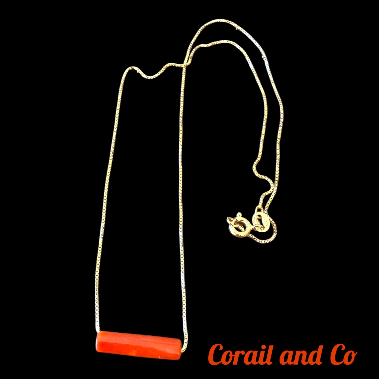abc Collier ras de cou  corail chaine fine plaqué or