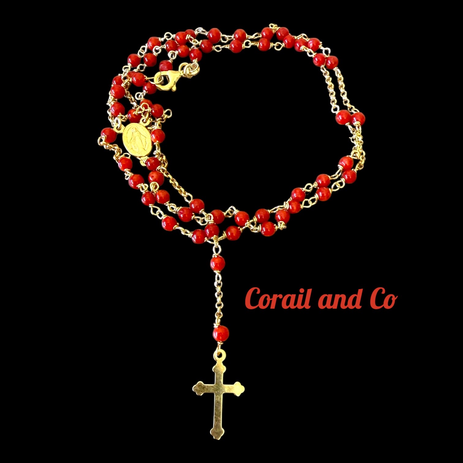 Chapelet en corail plaqué or