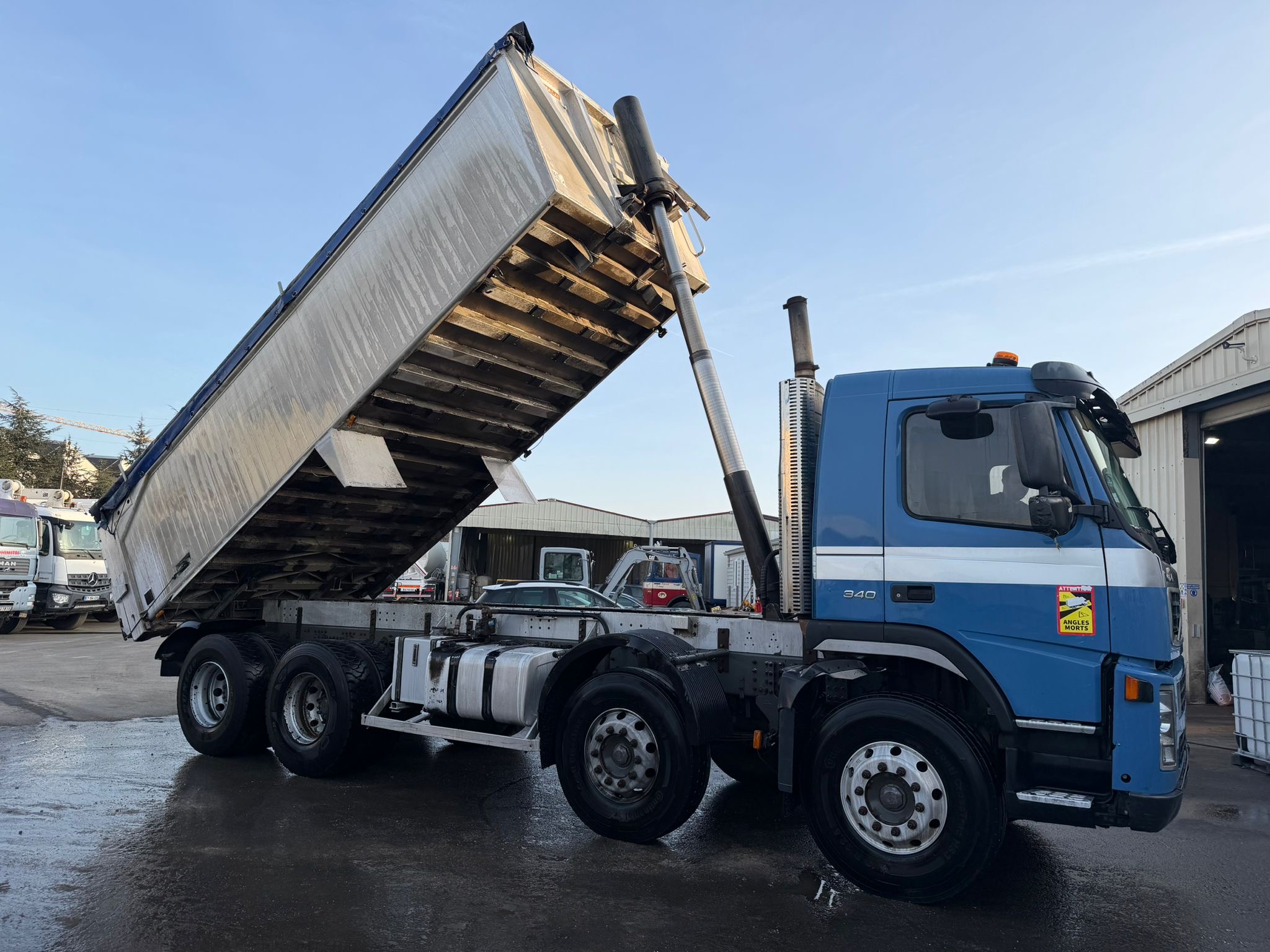 390-VF-61 / Avenue 2005