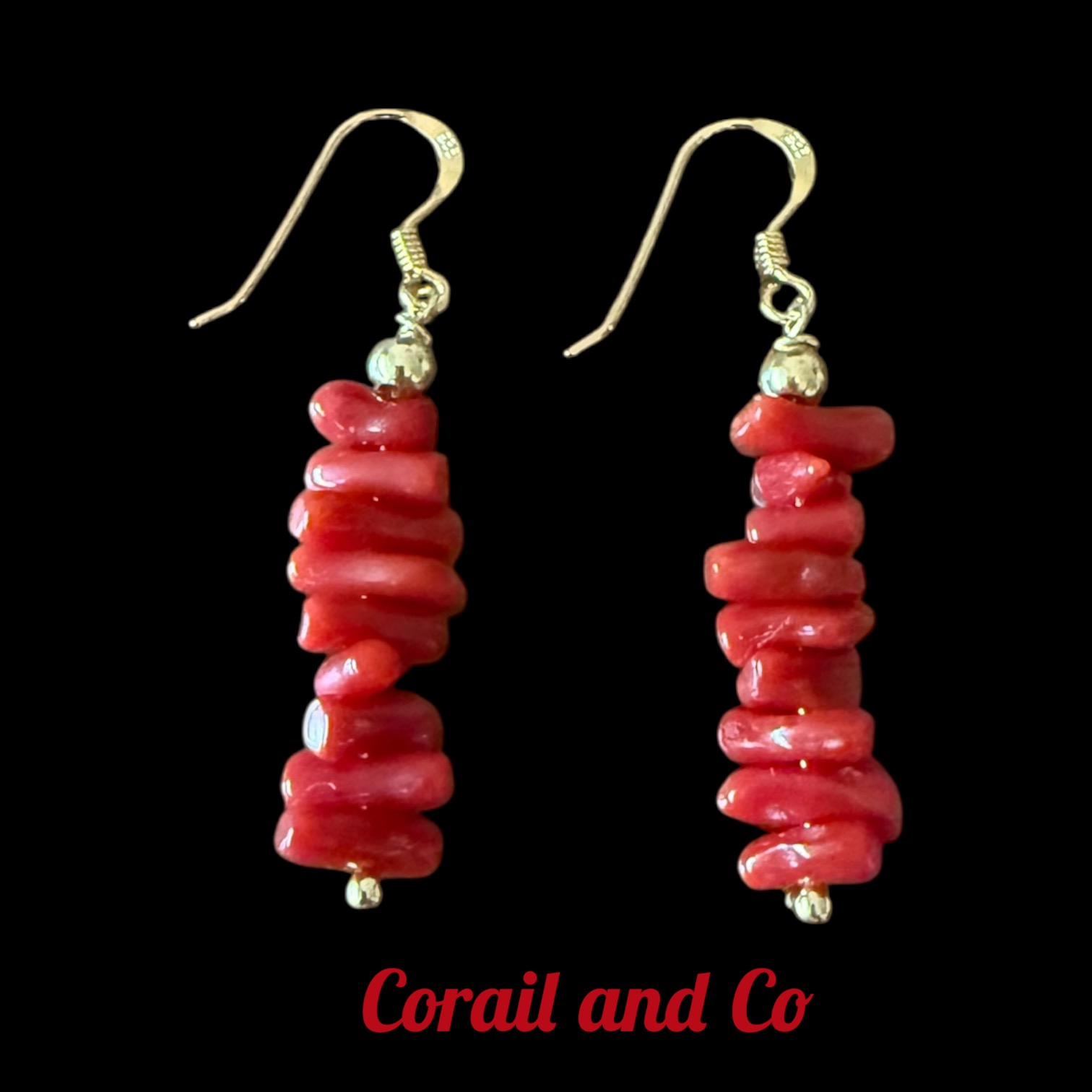 2)Boucles d'oreilles corail classique crochets plaqué Or
