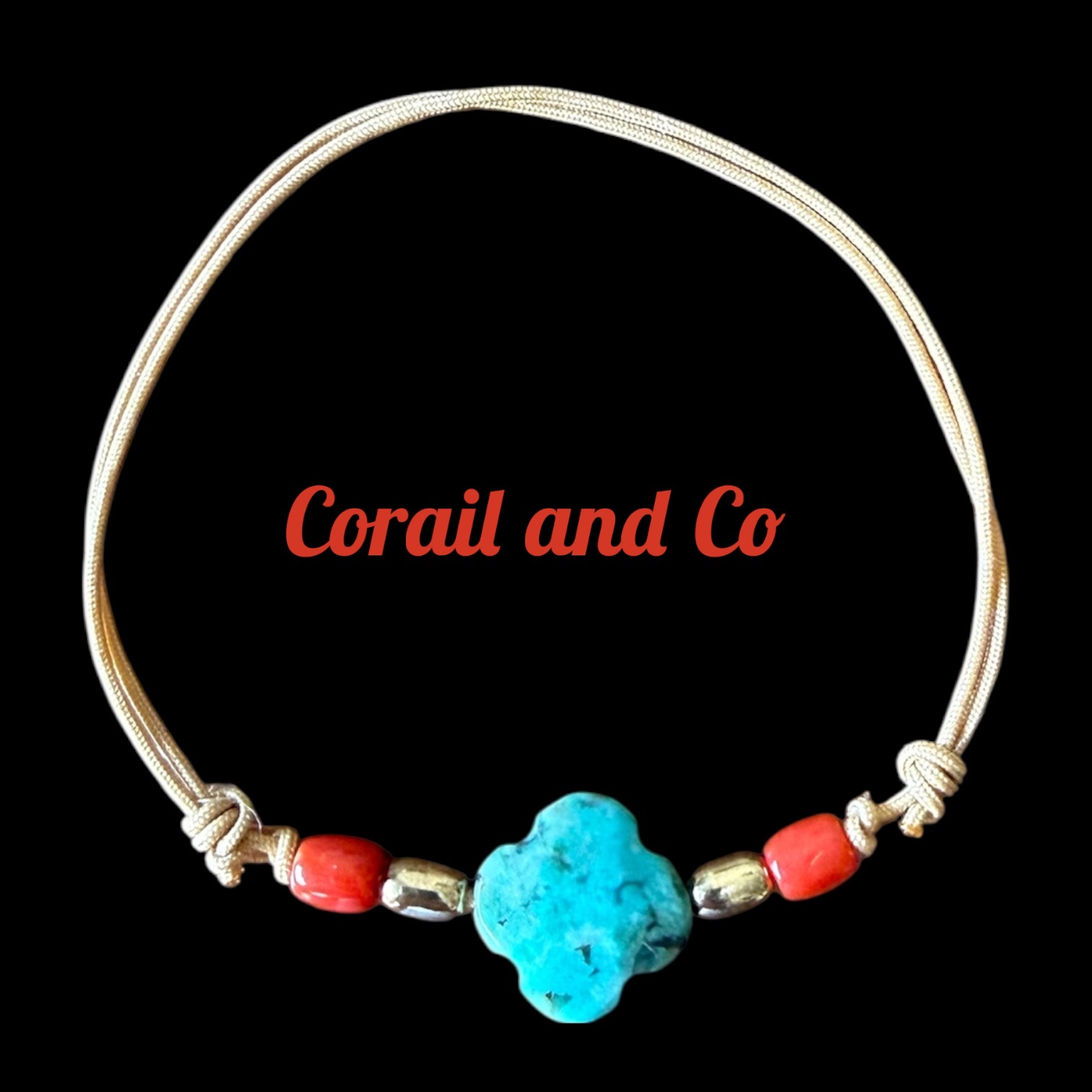Bracelet femme corail / trèfle en turquoise / plaqué or