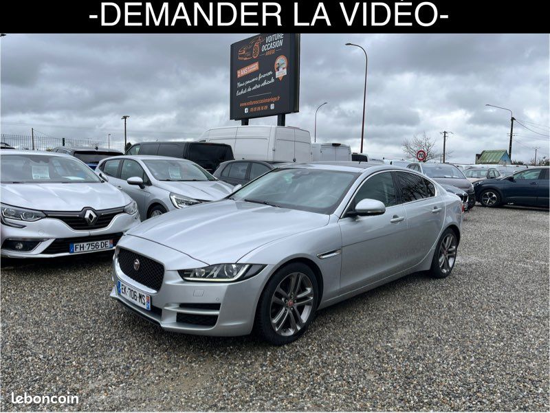 Jaguar XE 2.0 180ch BVA8 R-Sport 
