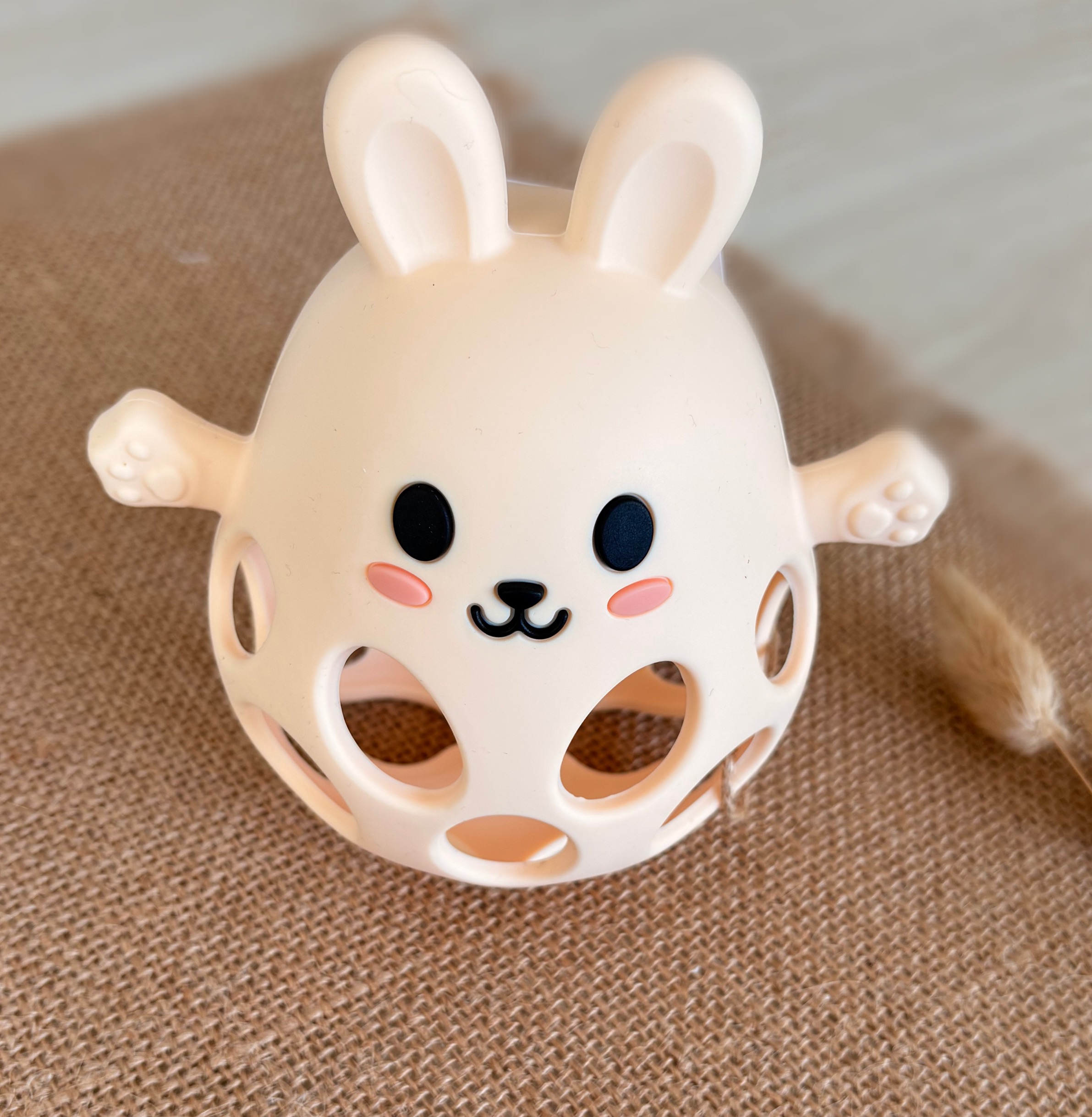 Anneau de dentition lapin en silicone - Beige