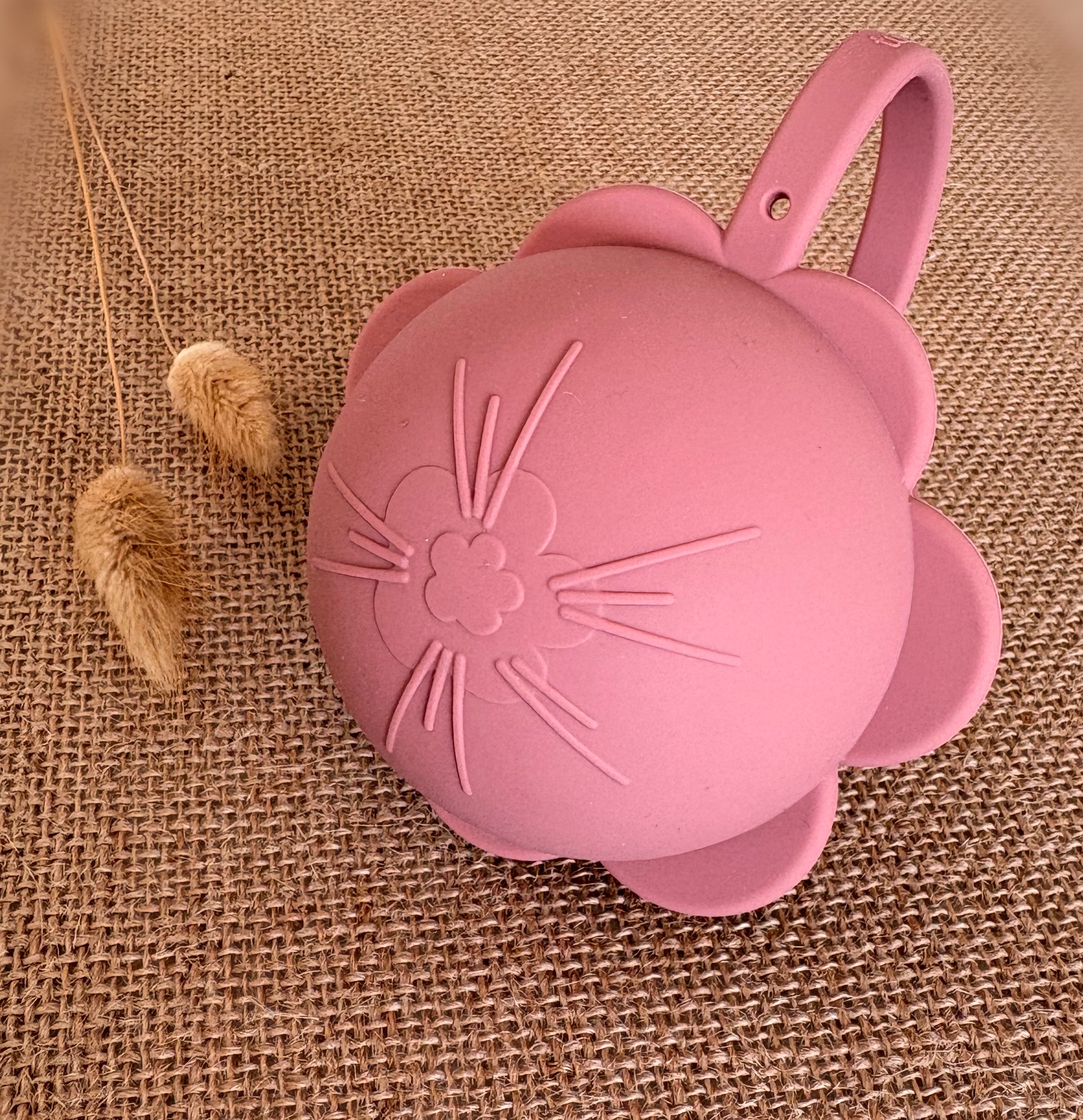Etui tétine en silicone fleur - Brique