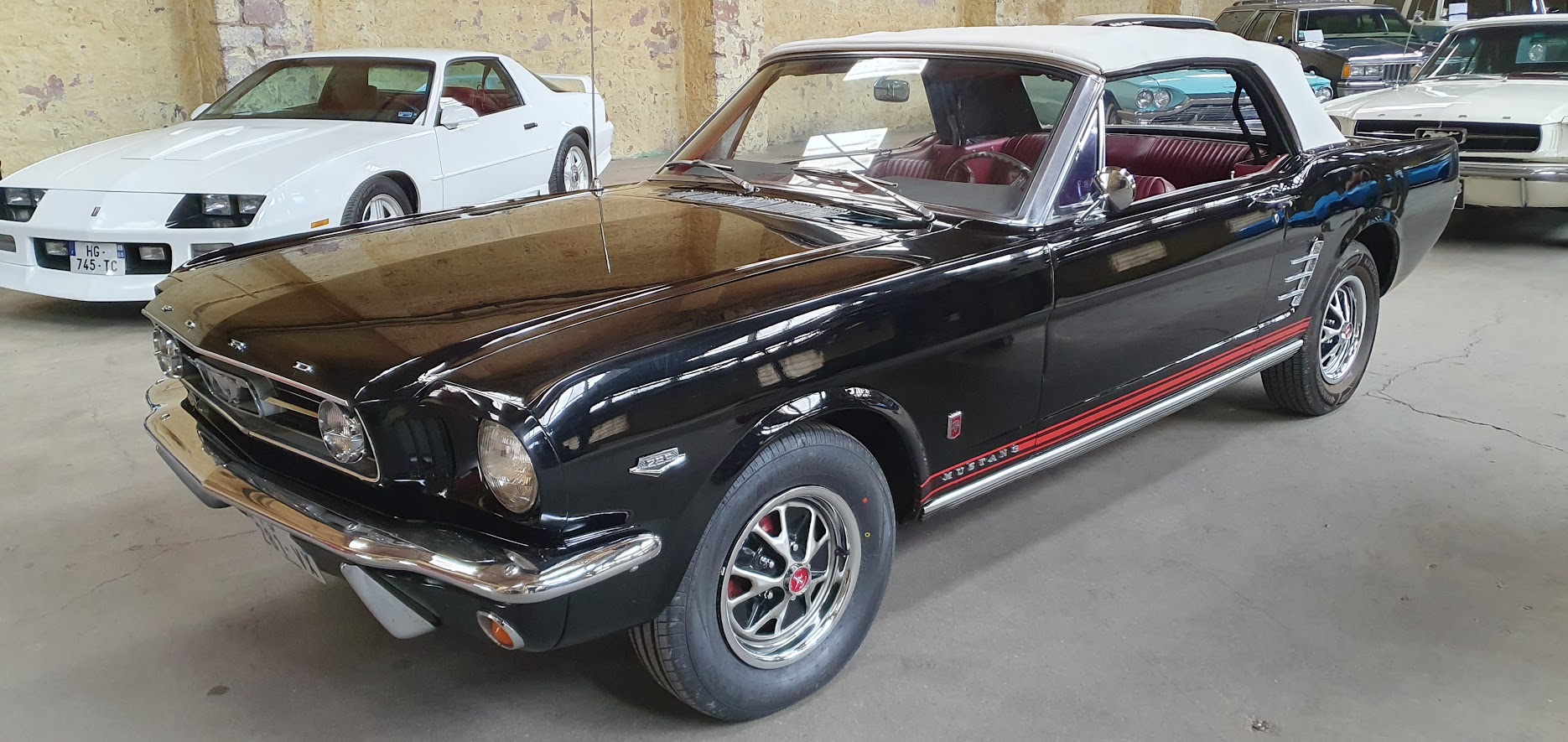1966 FORD Mustang convertible
