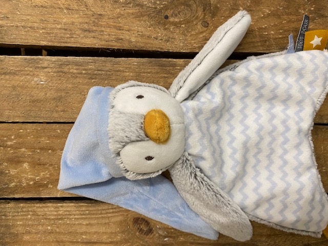 Doudou plat pingouin - TAPE A L'OEIL