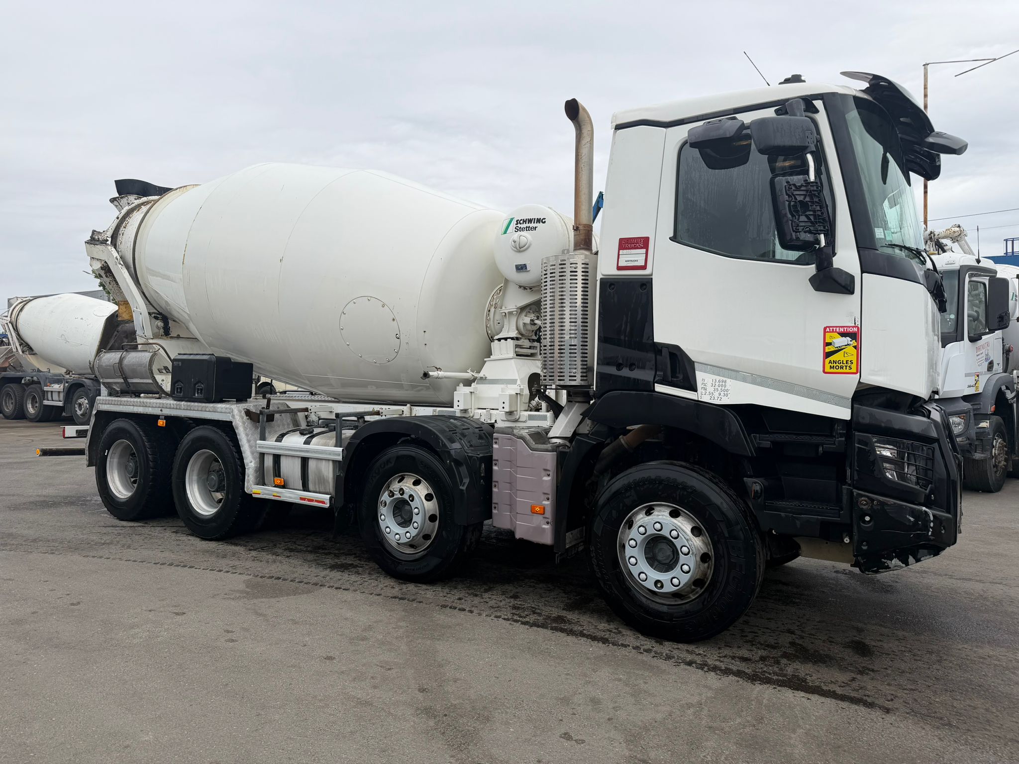 EJ-042-XJ / Année 2017