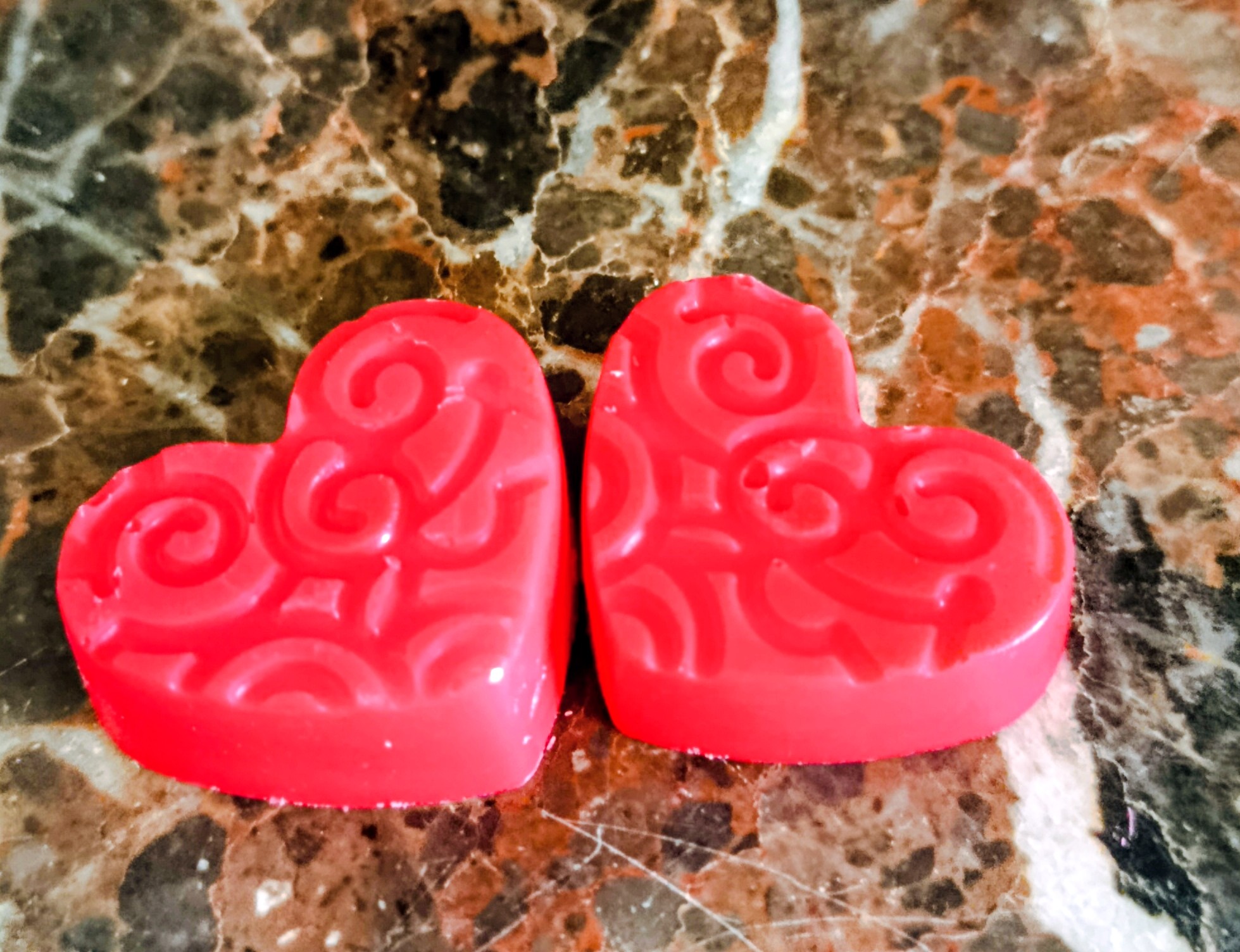 fondant parfumé (cœur x2) senteur pomme d' amour 