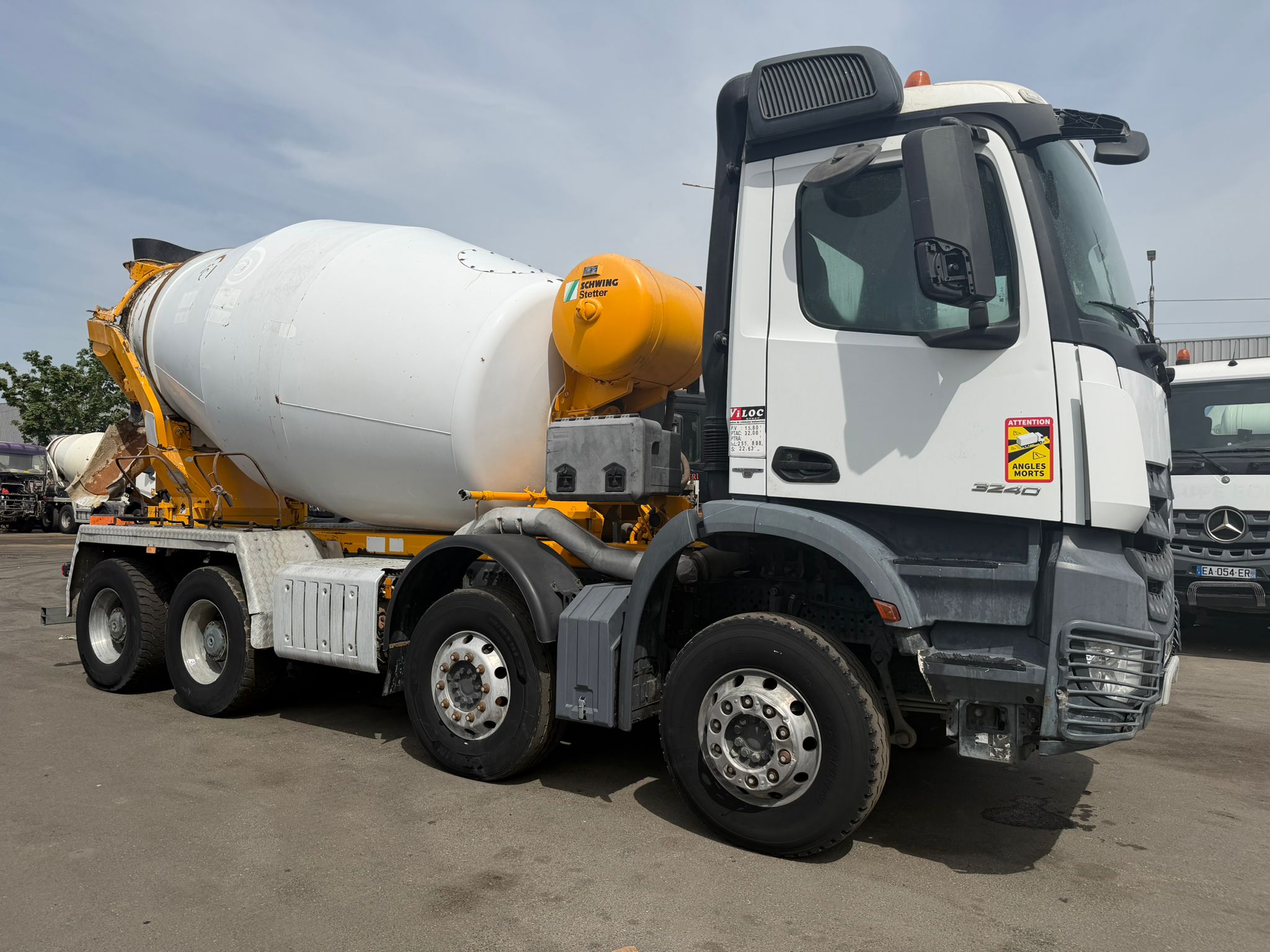 DY-919-AG / Année 2015