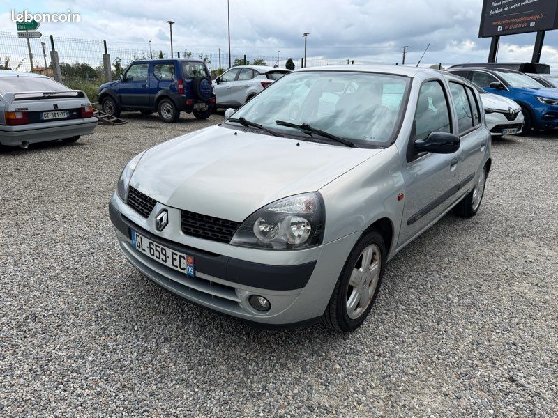 RENAULT CLIO 