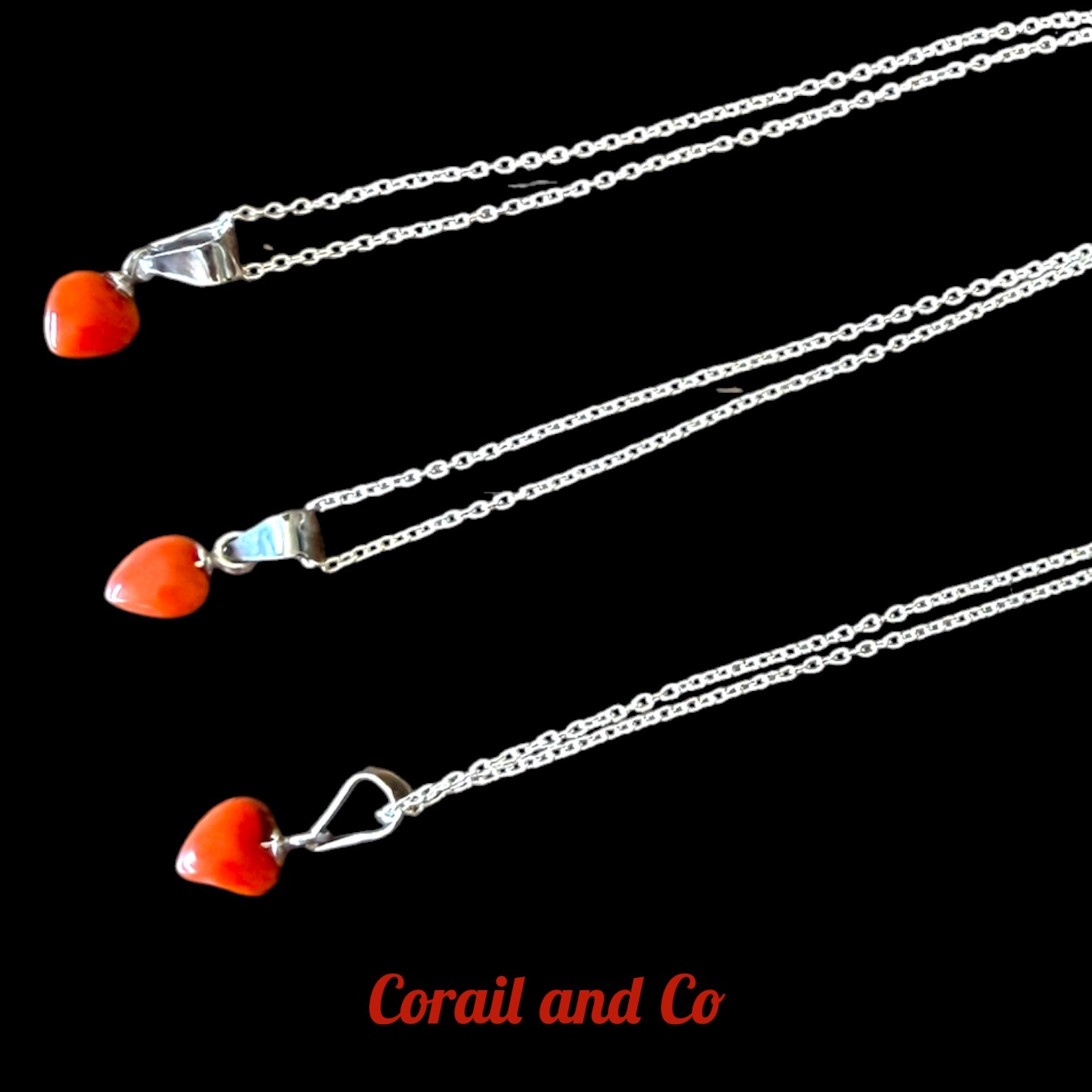 Mini coeur en corail avec chaine argent