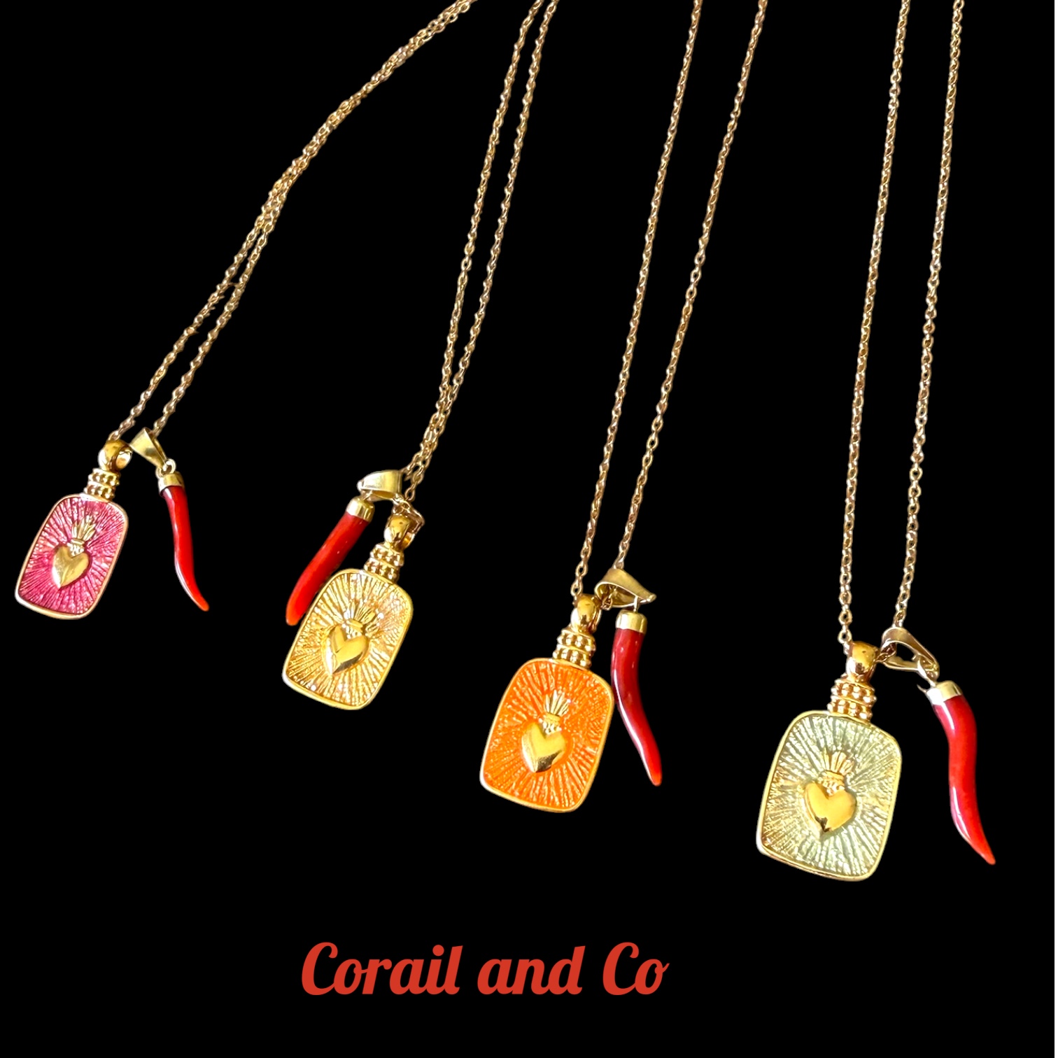 Collier corail corne / sacré coeur de Jésus / plaqué or