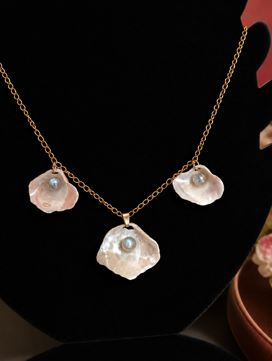 Collier nacre et minéraux 