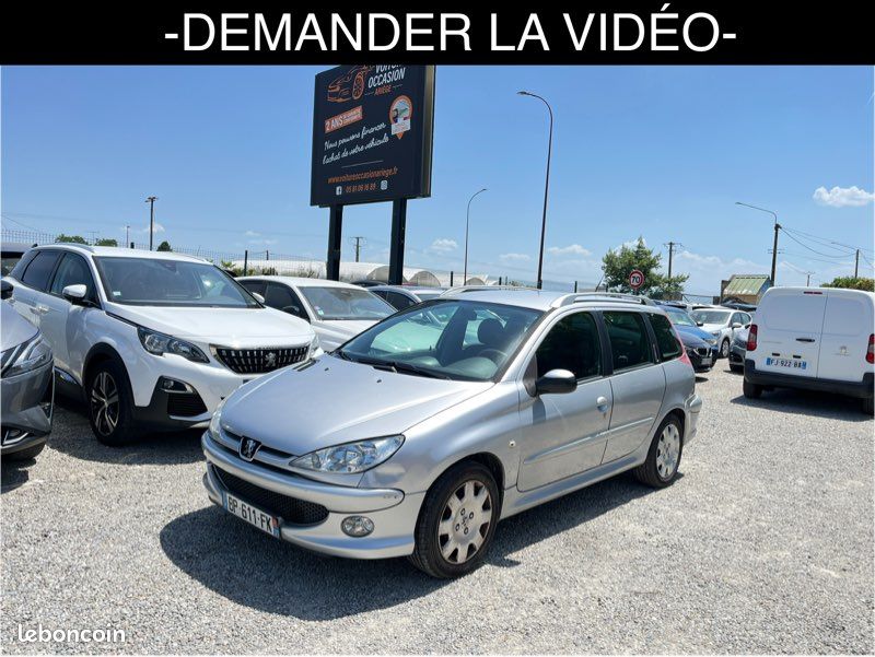 Oeugeot 206SW 2.0hdi 90ch Attealage / pret à partir