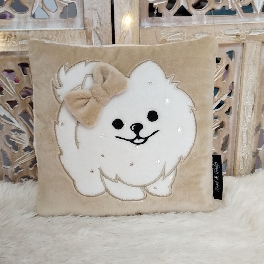 Coussin Carré Caramel Vanille étoiles dorées Pomeranian