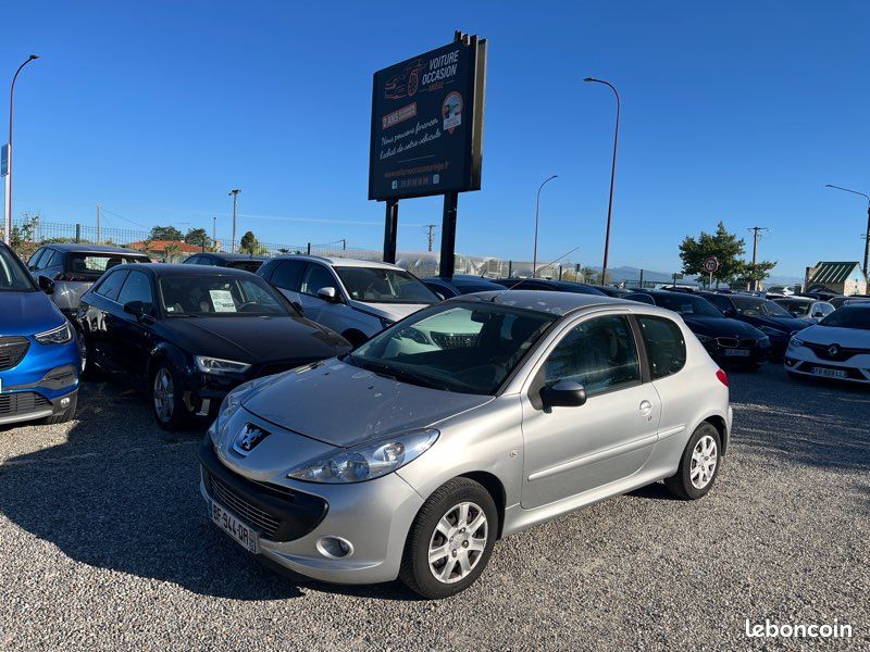 Peugeot 206+ 1.4hdi Entretien Complet