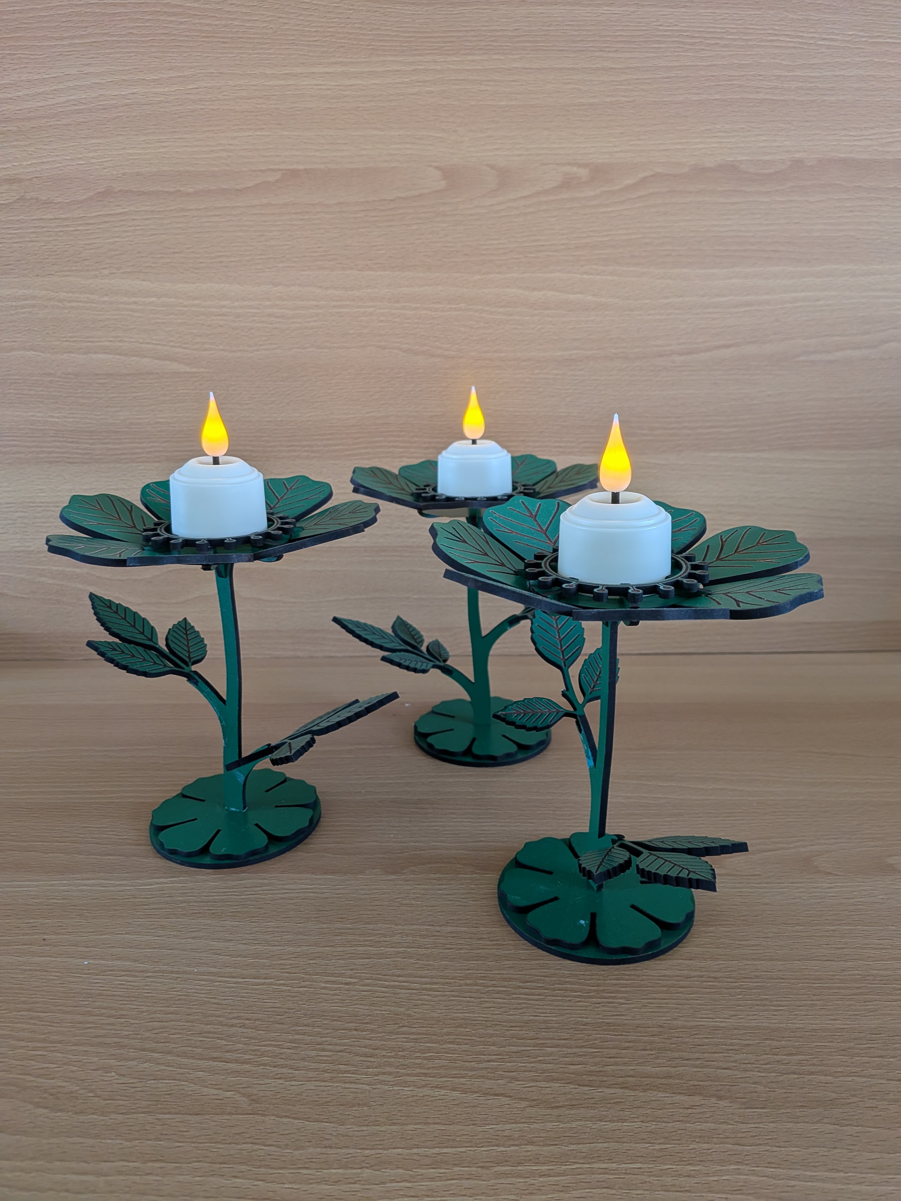 Photophore fleur en bois