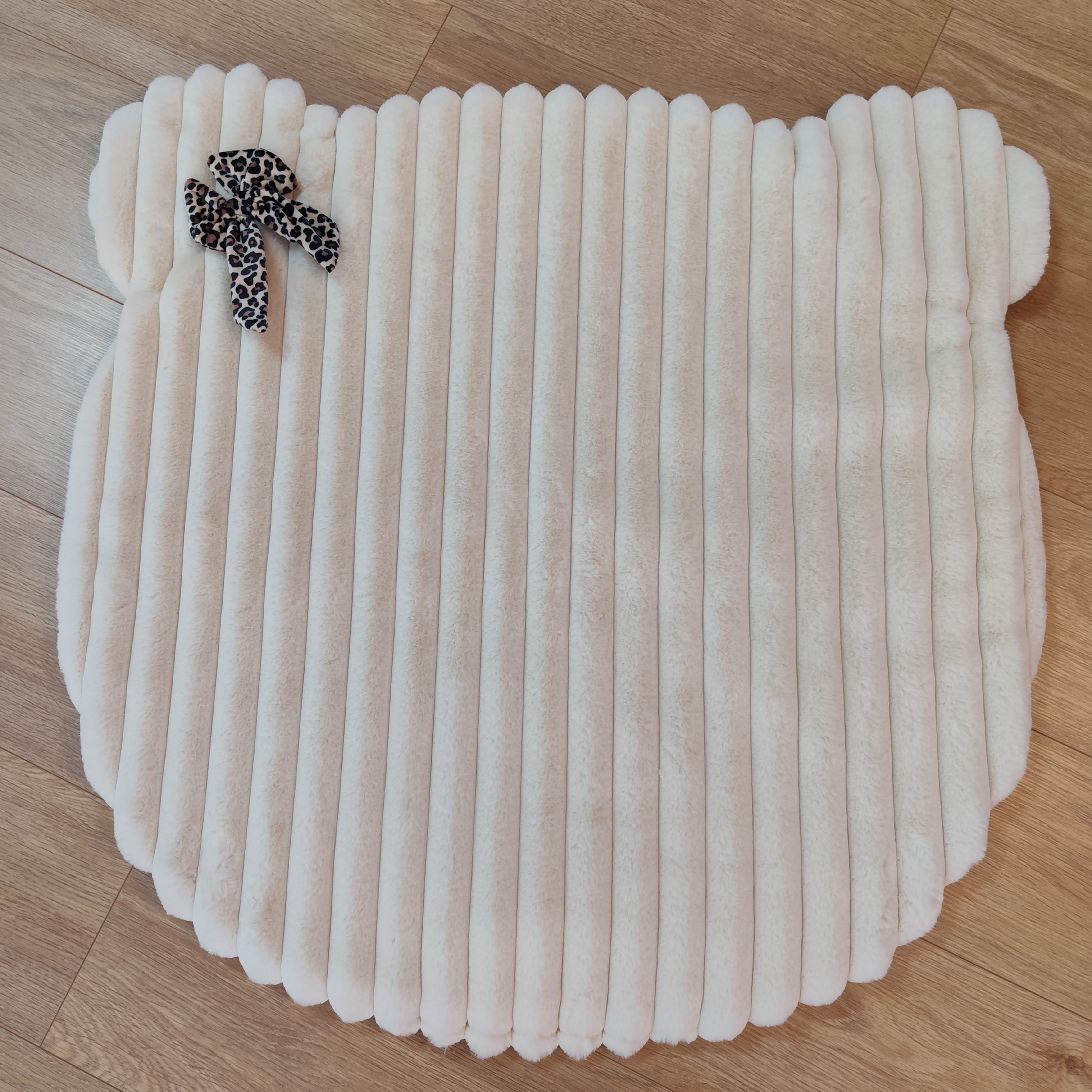 Tapis Ours Crème de Lune Cotelée Noeud Léopard🌙 
