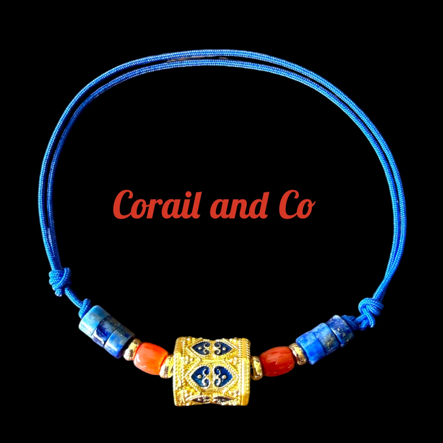 1 Bracelet femme corail / amulette dorée / lapis Lazuli