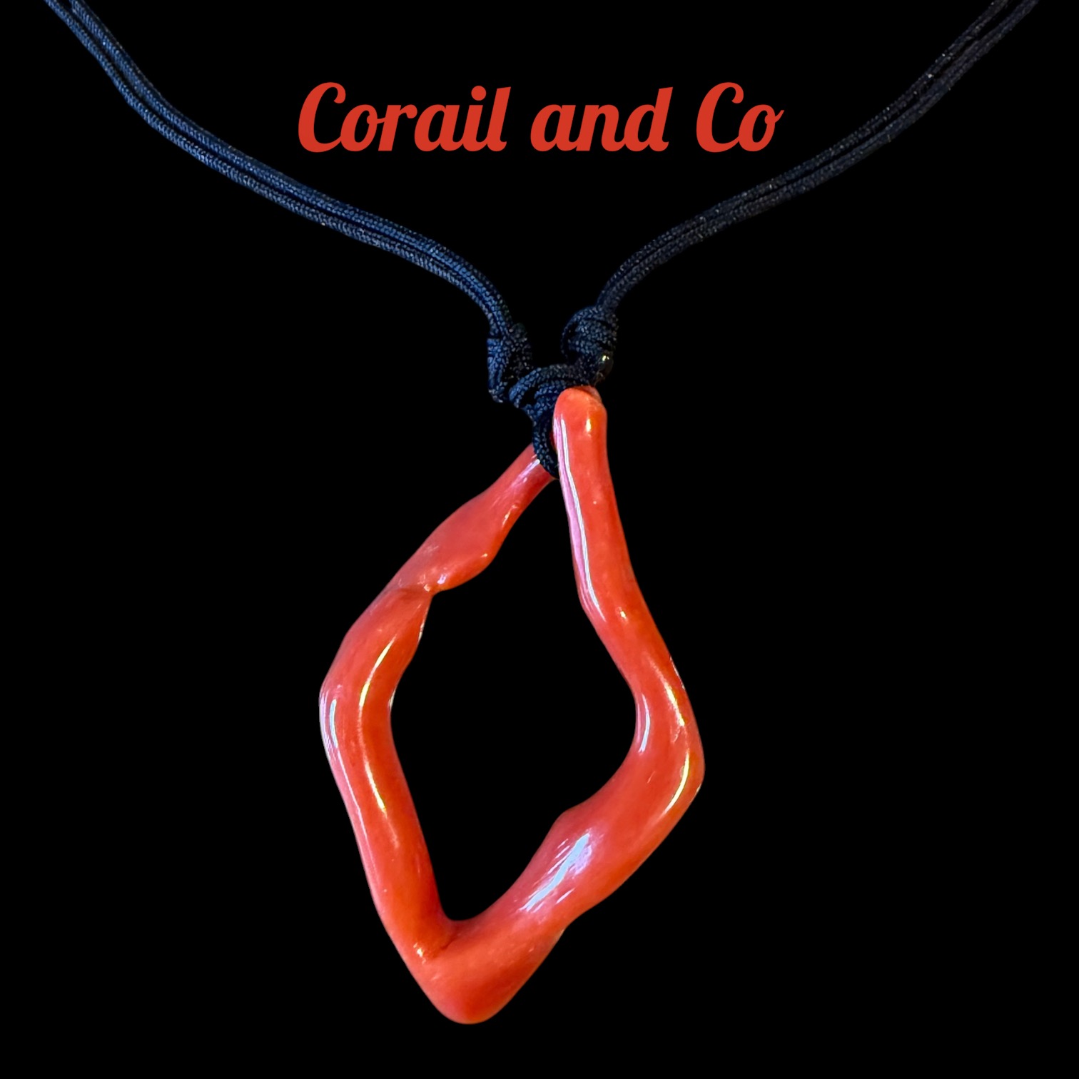 Collier en corail anneau  naturel