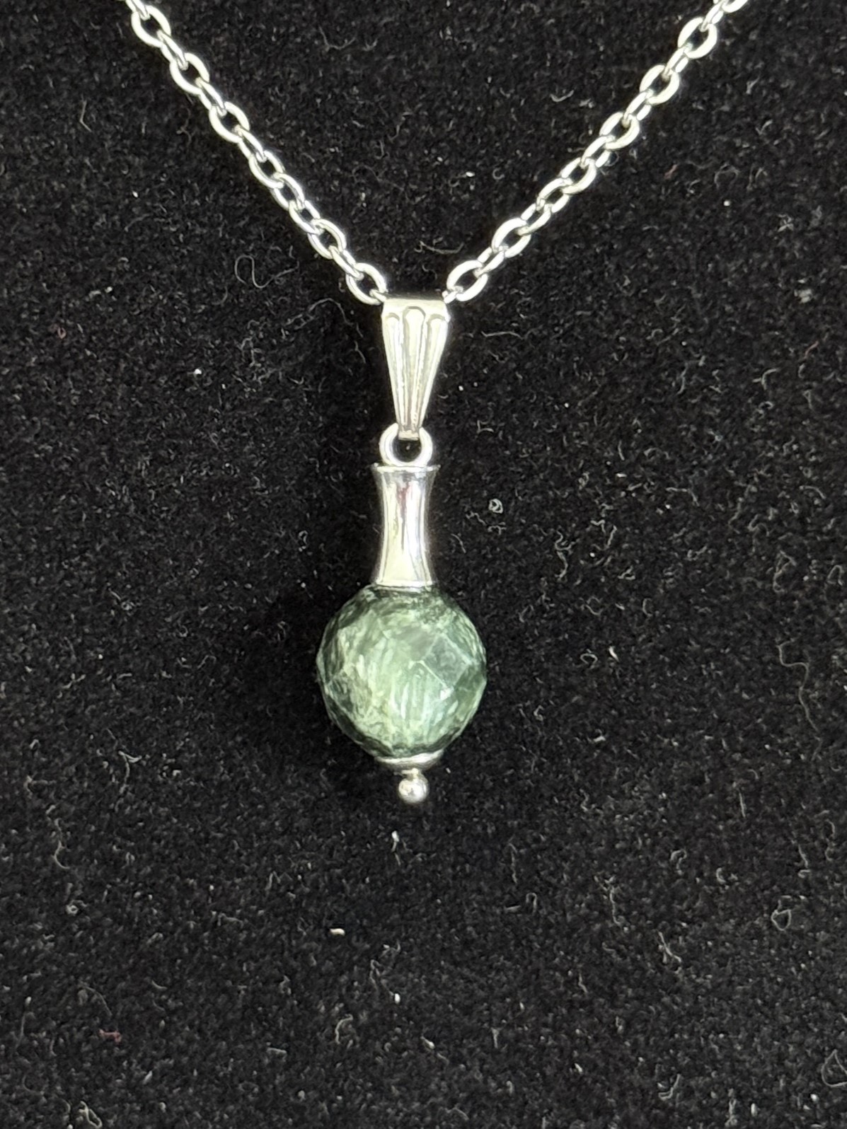 Pendentif "Vibration Minérale" en Séraphinite