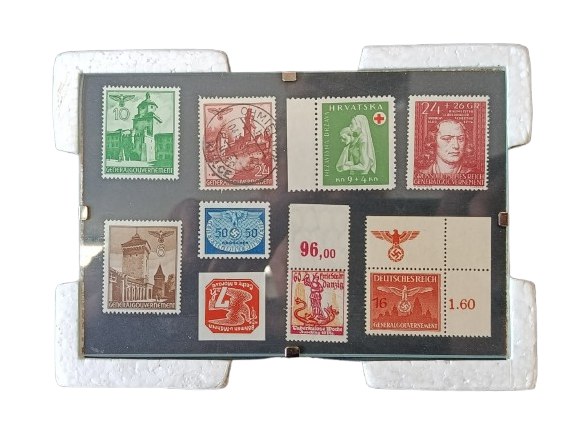 cadre timbres WW2 – Troisième Reich, & pays occupée   