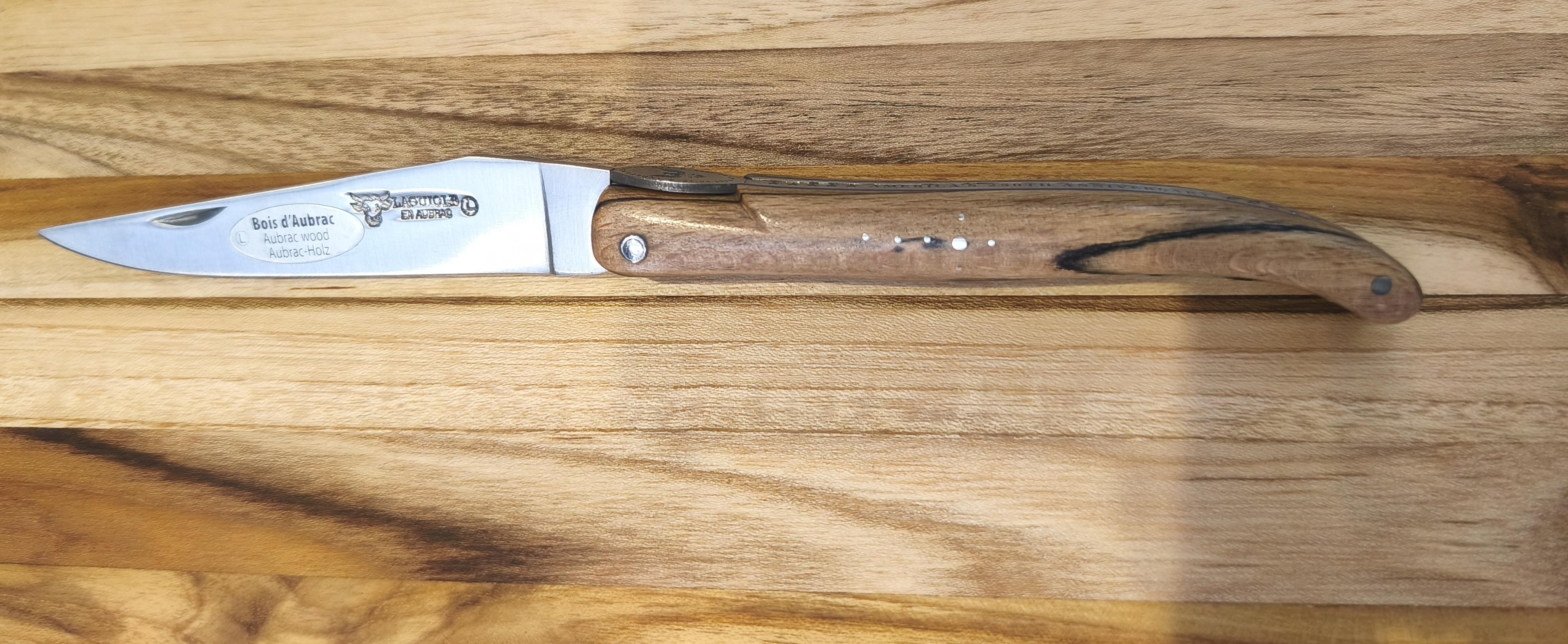 Laguiole en Aubrac, US Aigle, Amérique, bois d'Aubrac