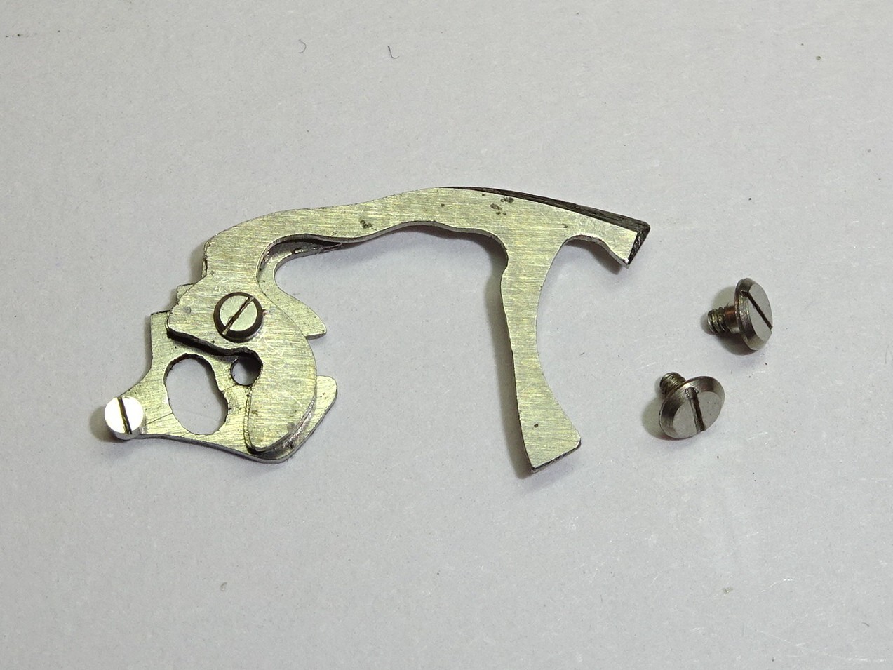 Landeron hammer cal. 51 55 82 151 155 180 181 / part 8220 (2nd generation , 1950, model 2)