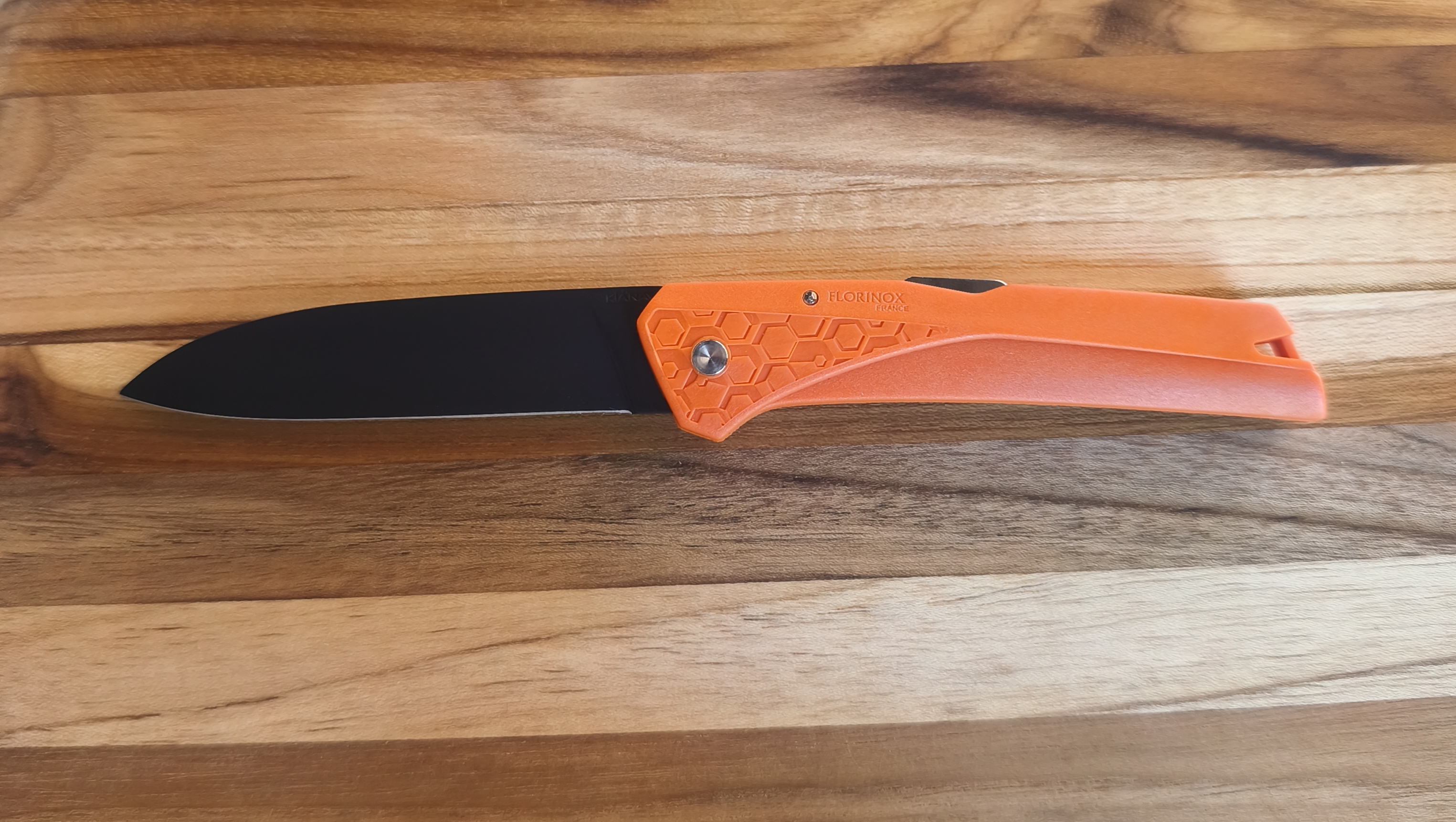 couteau Florinox, FLORINOX KIANA ORANGE, lame pleine noire, origine