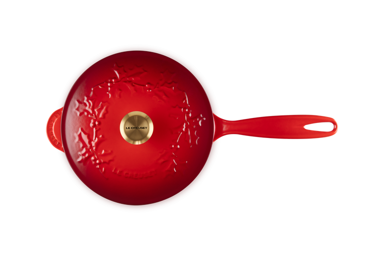 Saucier en Fonte Émaillée Couronne Enchantée cerise, le Creuset