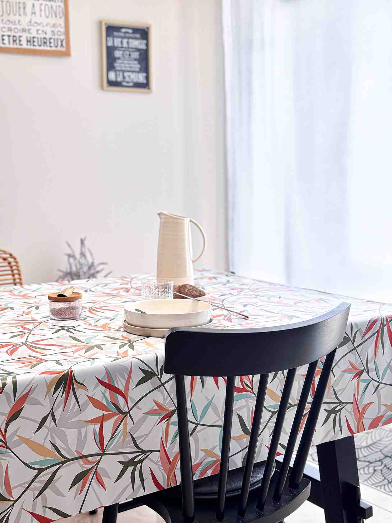 Feuille multi couleur largeur 180cm