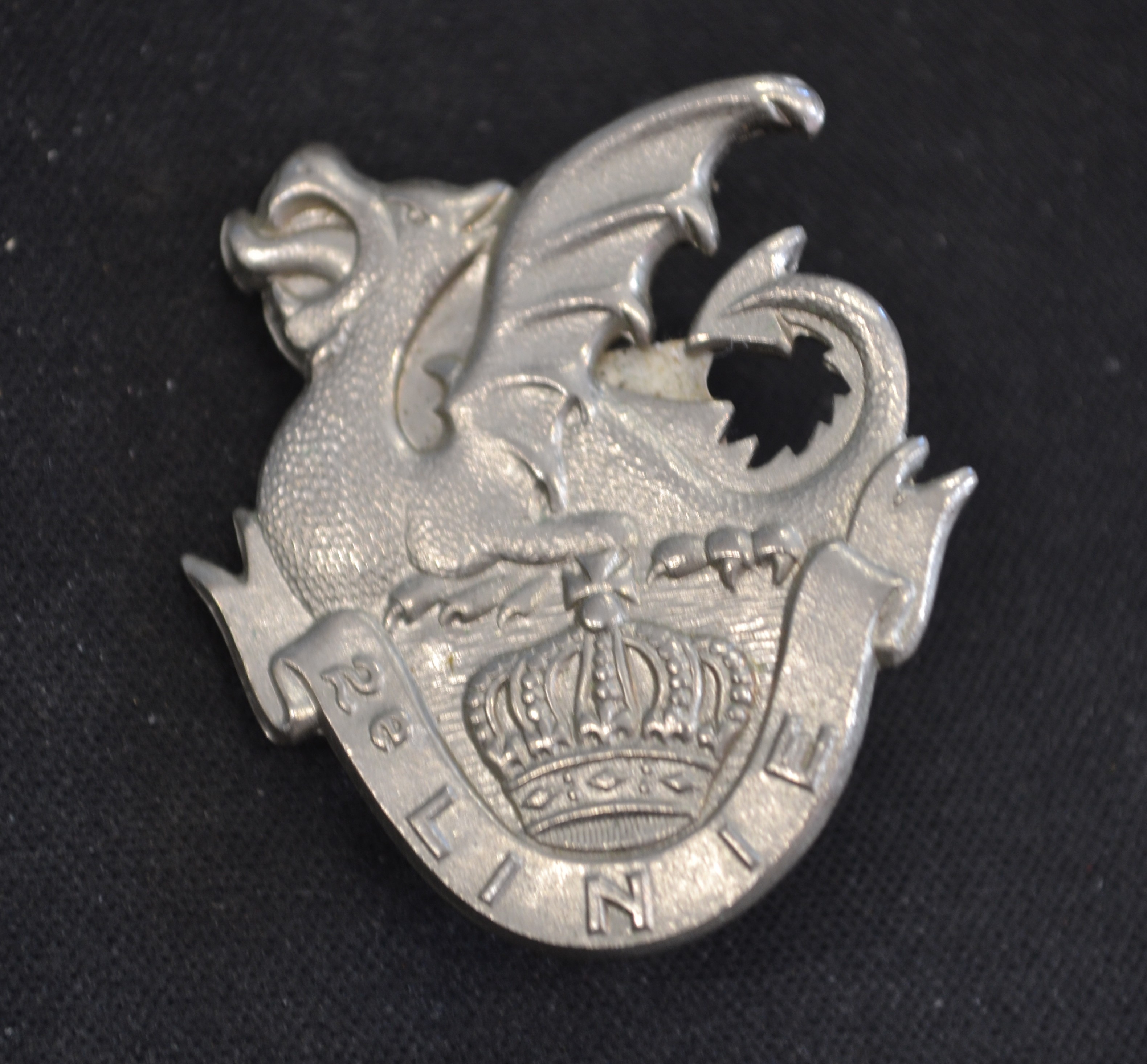 insigne de béret  2 de ligne  Belge  argenté 