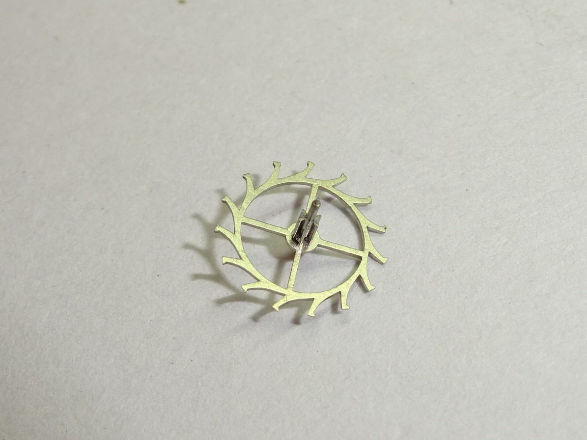 Landeron escape wheel cal. 48 51 148 149 151 181 185 186 187 189 203 248 349 / part 705
