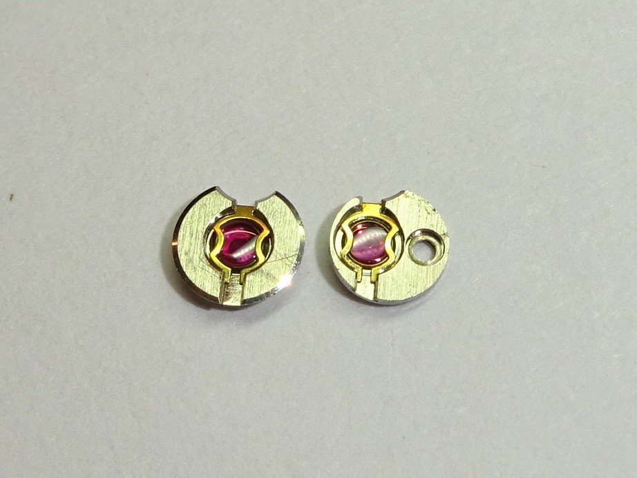 Landeron cap jewel (upper + lower) cal. 48 51 148 149 151 248 349 inca / part 311 + 330
